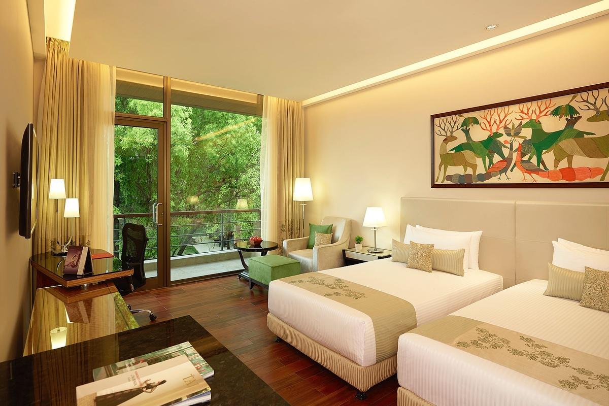 Twin Superior with Views