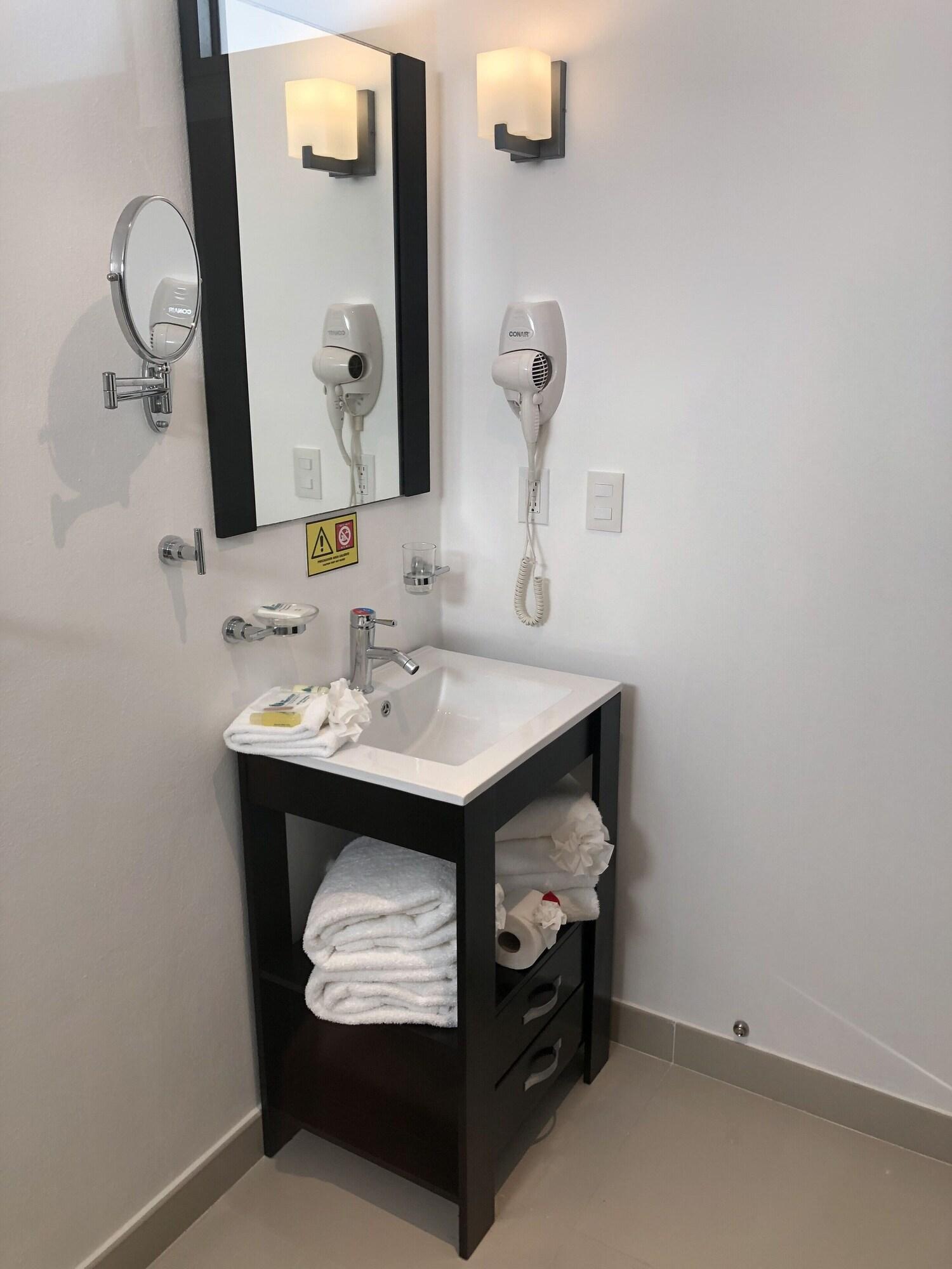 Double Economy Non Smoking