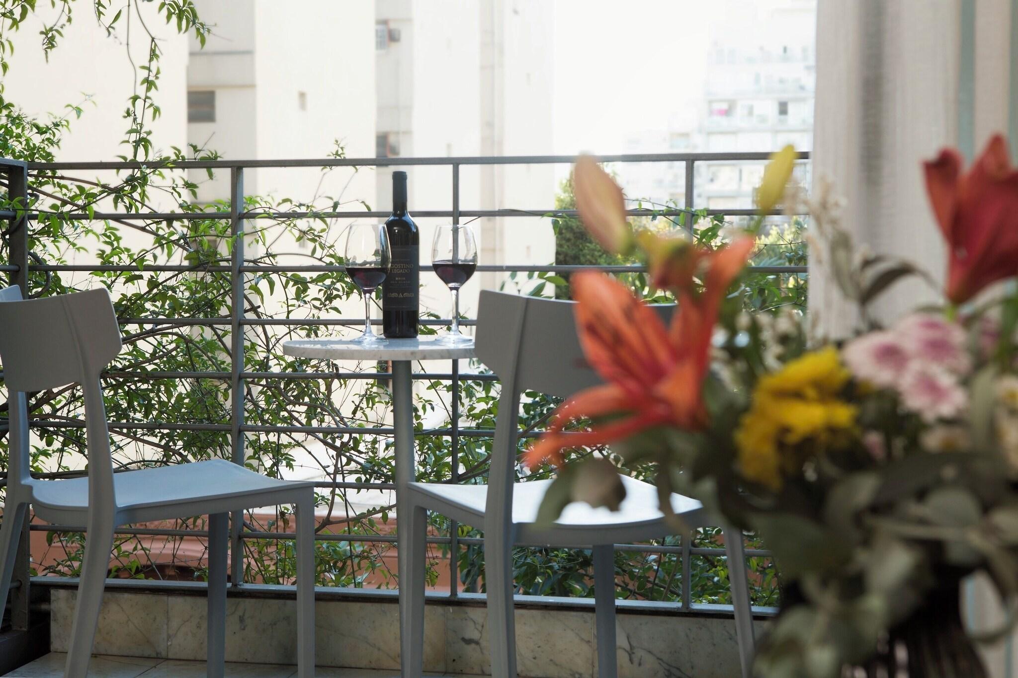 Double Premium King Bed