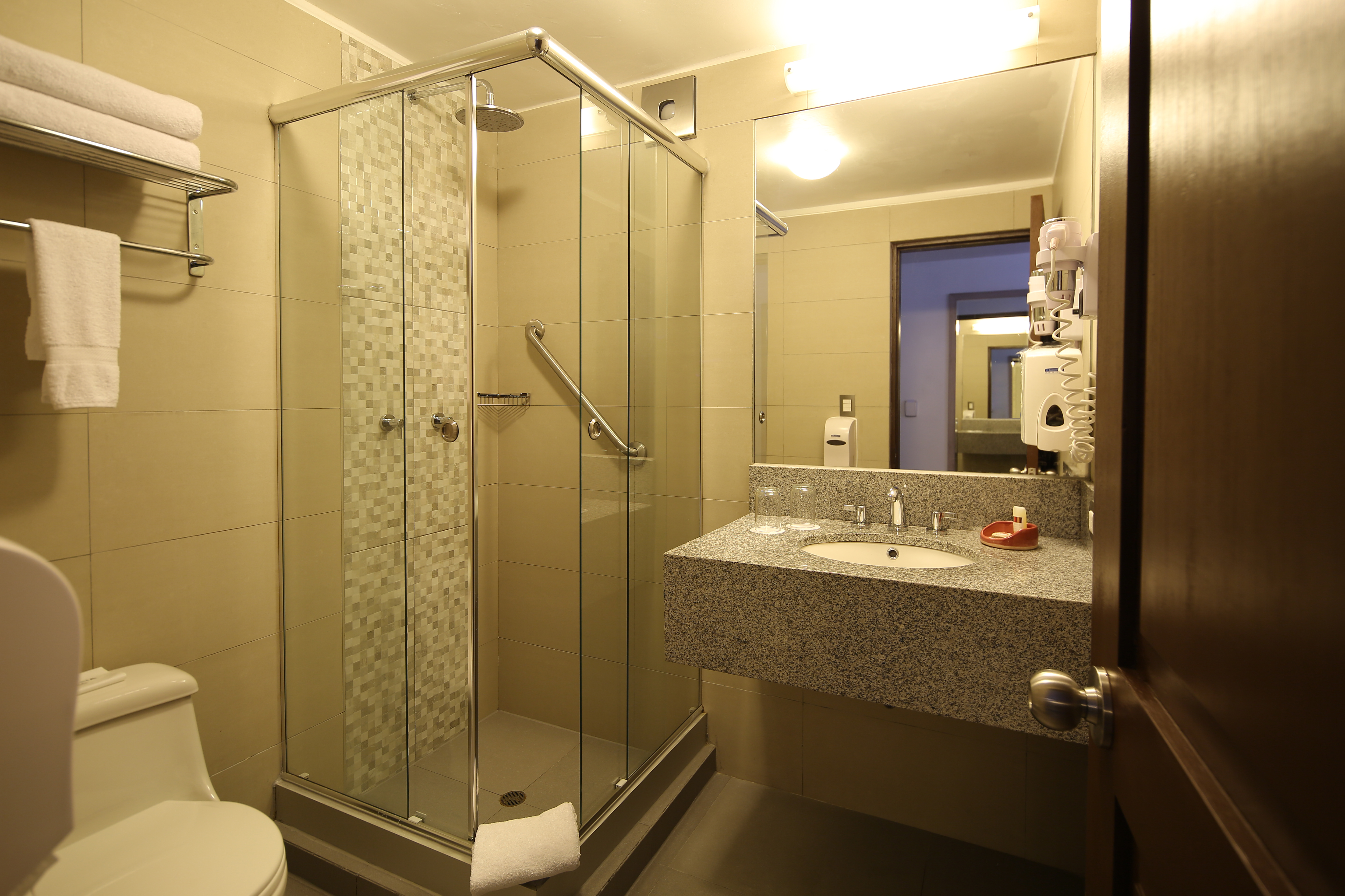 Double Superior Queen Bed