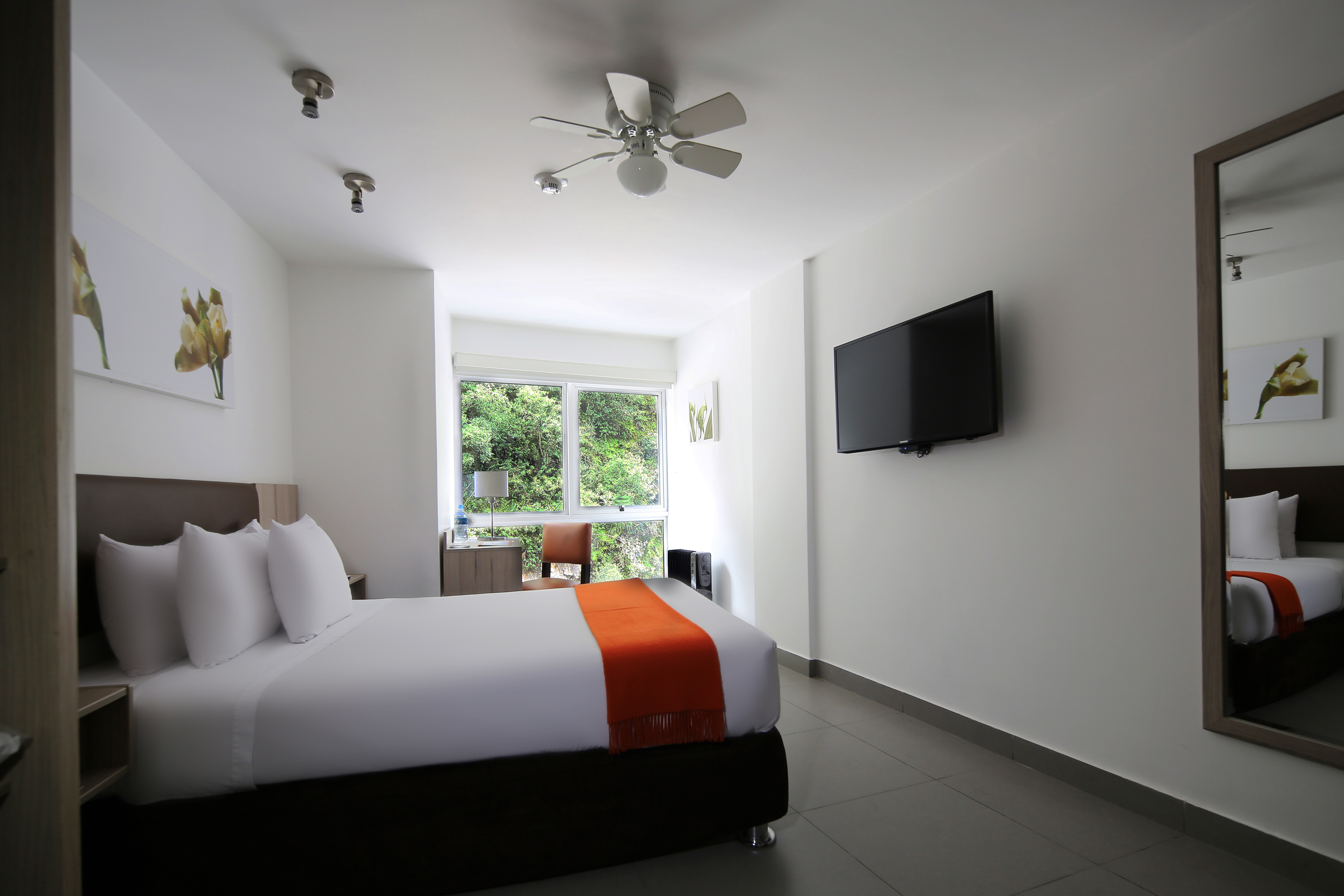 Double Superior Queen Bed