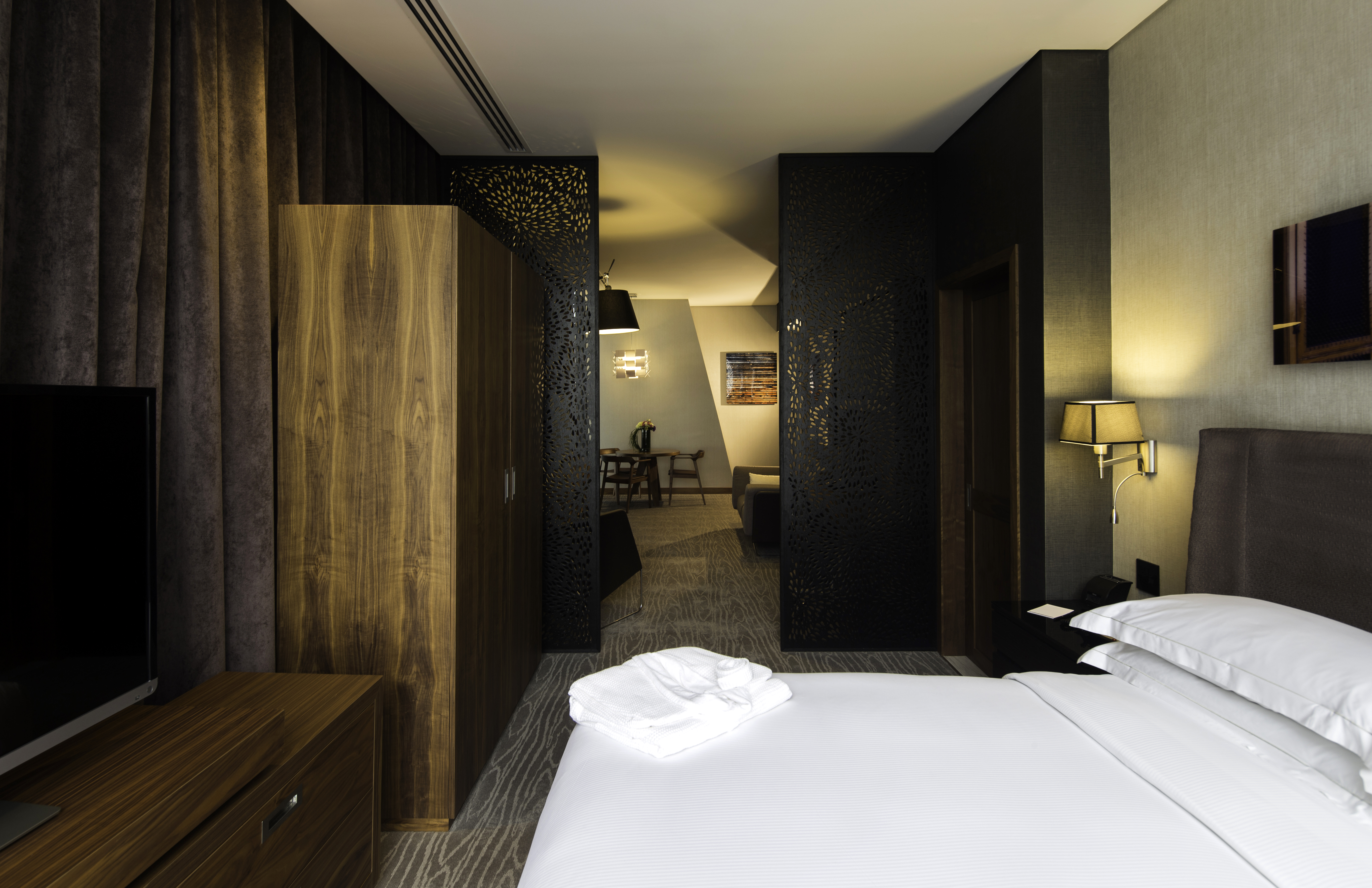 Suite King Bed One Bedroom 