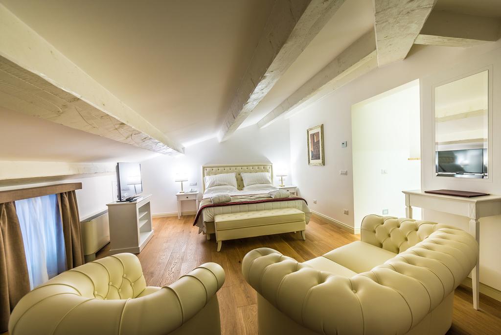 Junior Suite Standard