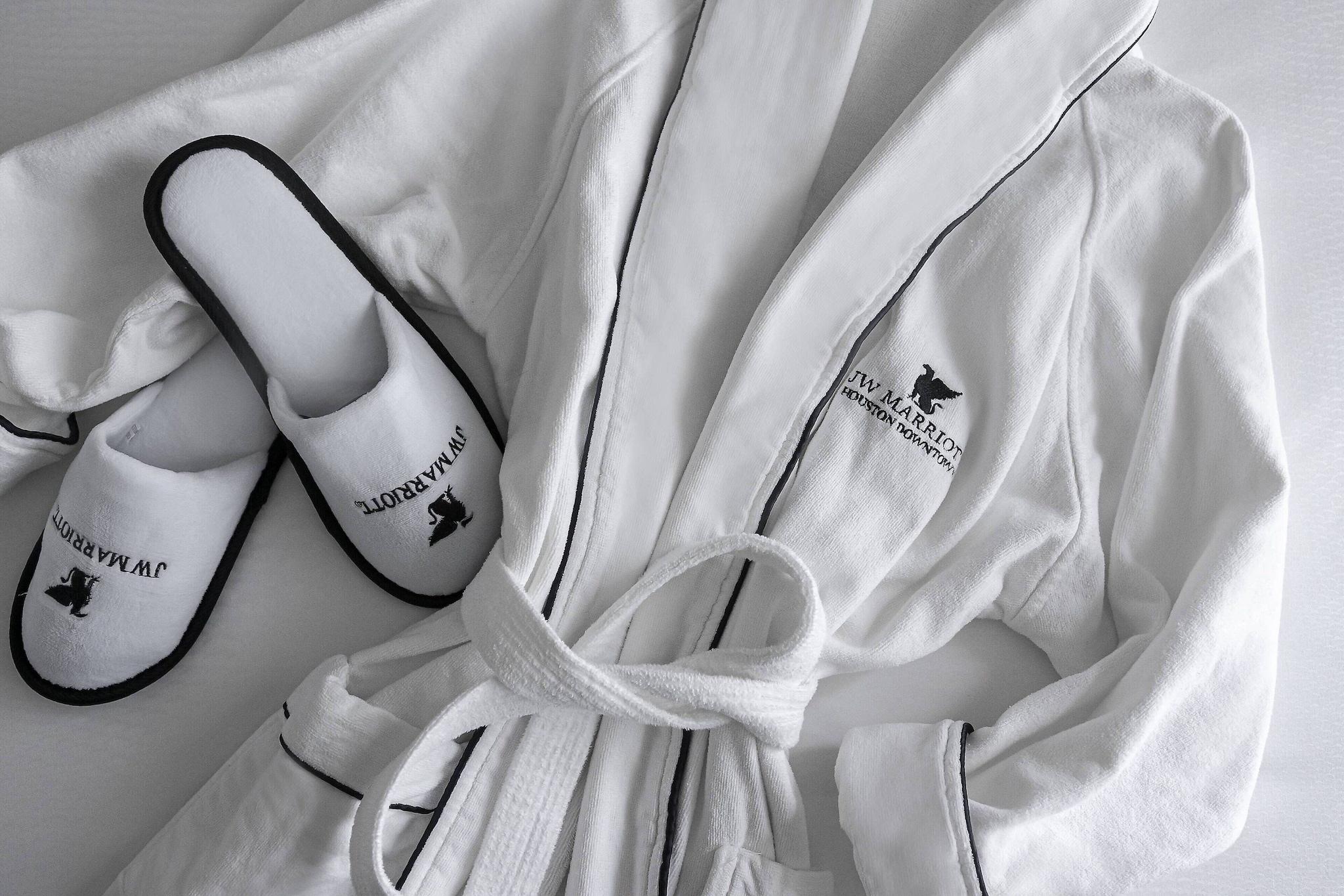 Suite Deluxe King Bed