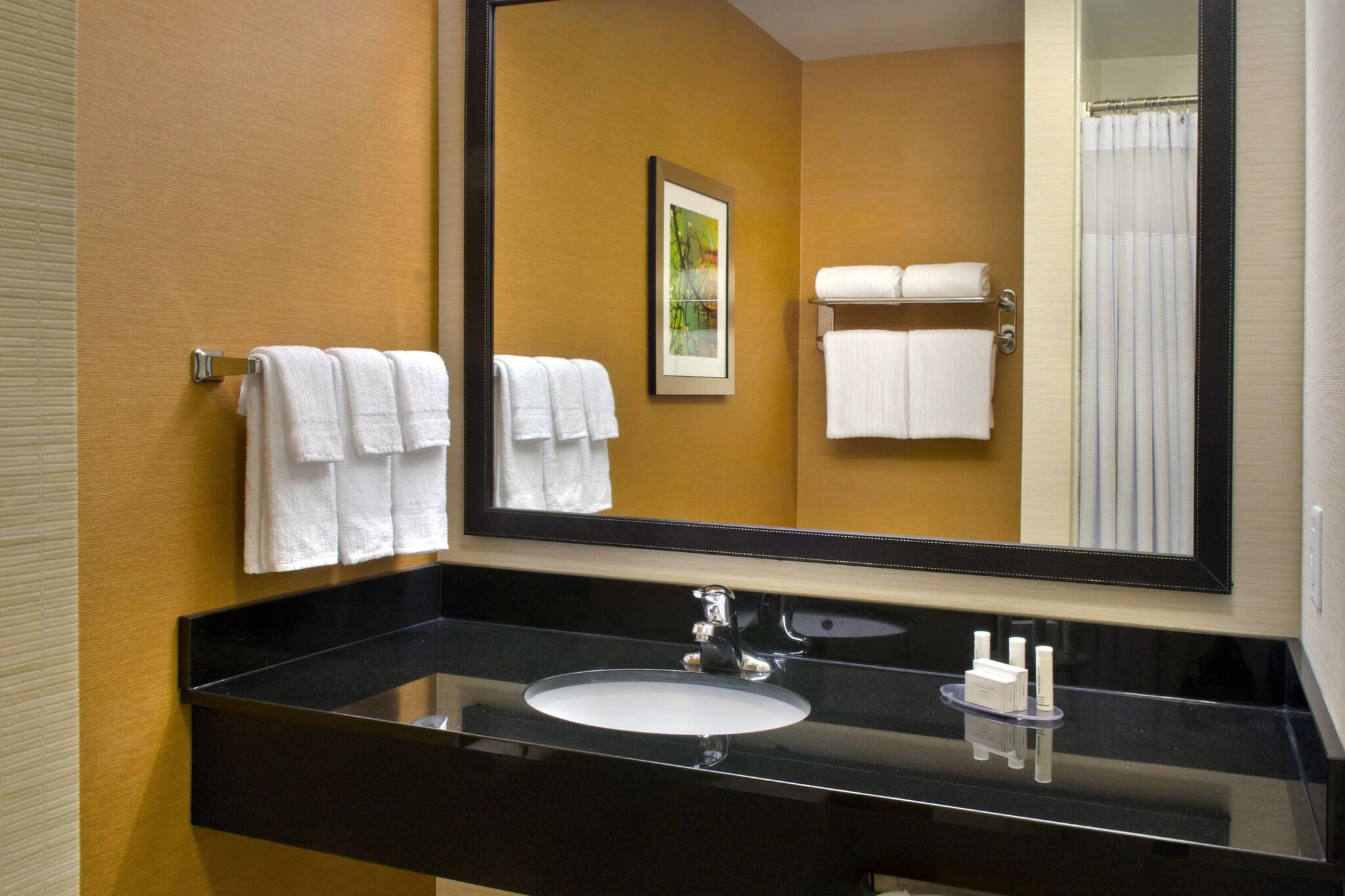 Suite Two Queen Beds One Bedroom