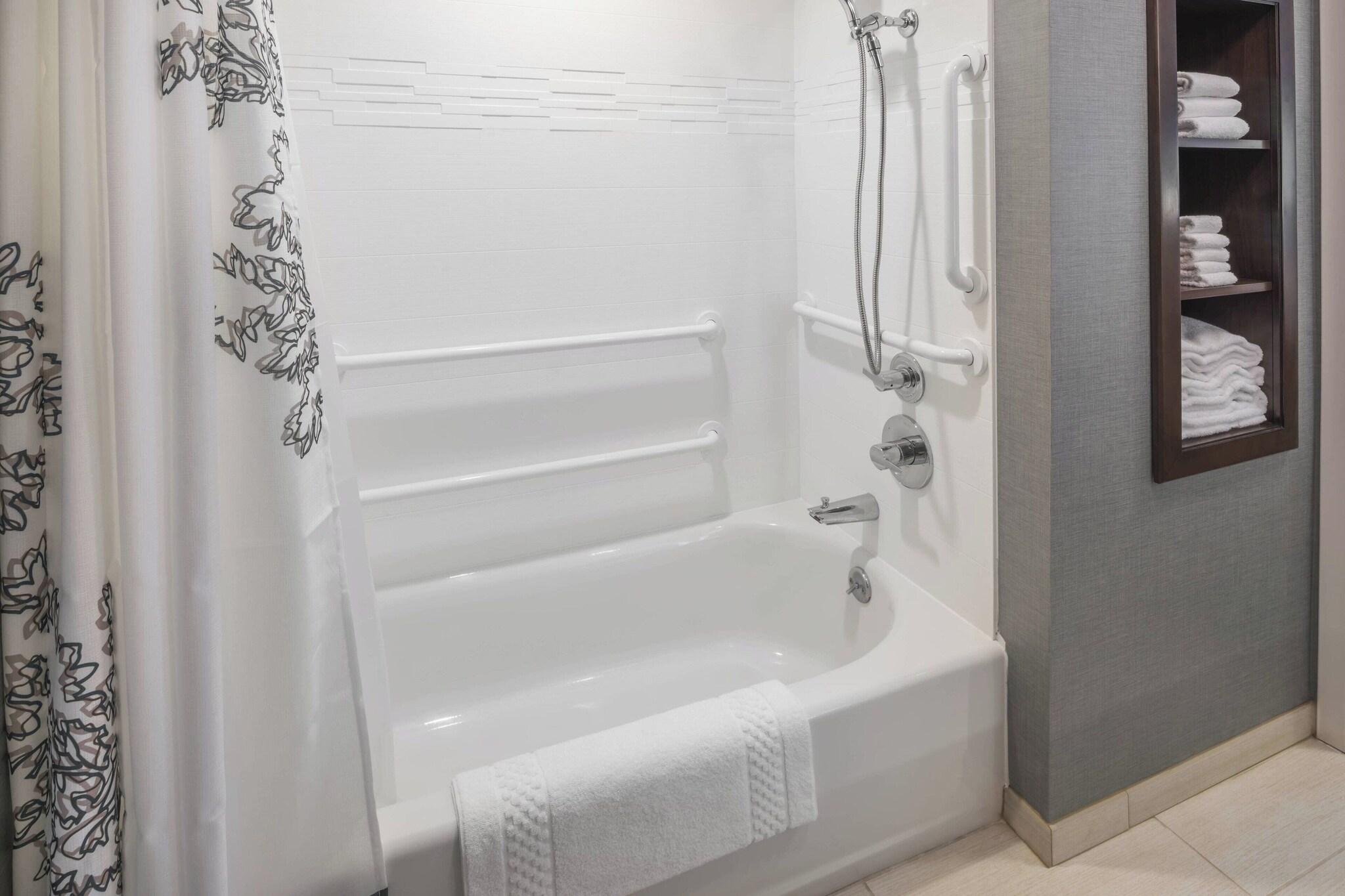 Studio King Size Bed