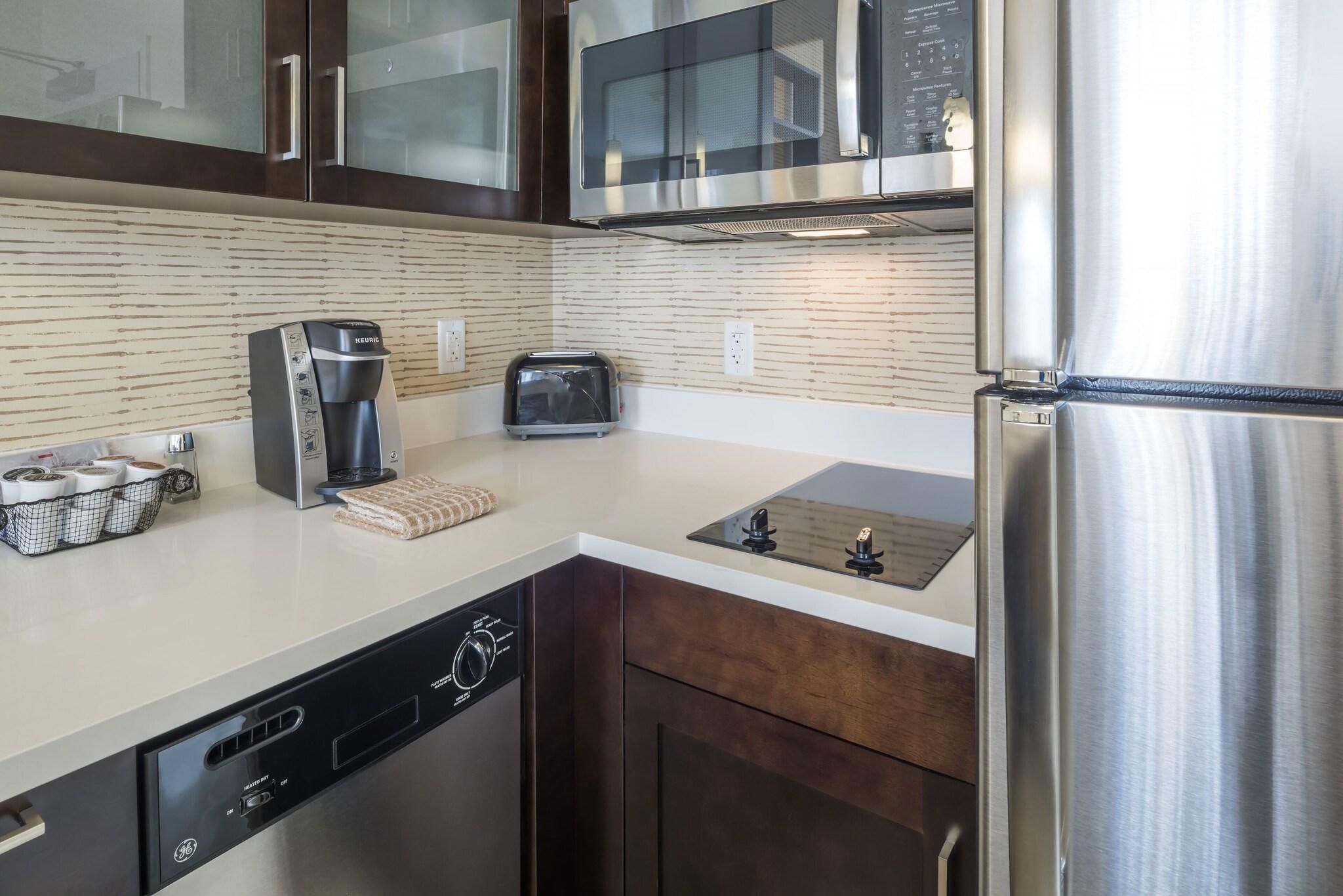 Studio King Size Bed