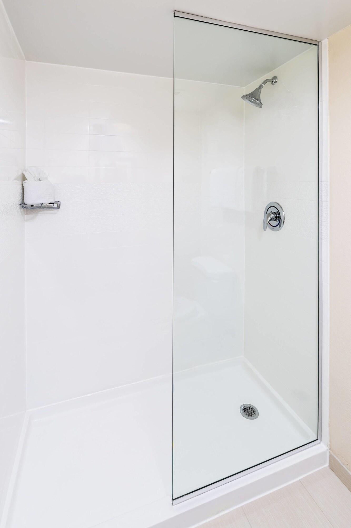 Double Queen Size Bed