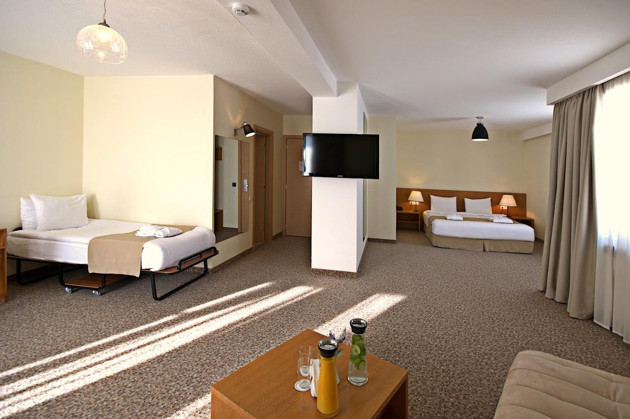 Family Room Standard