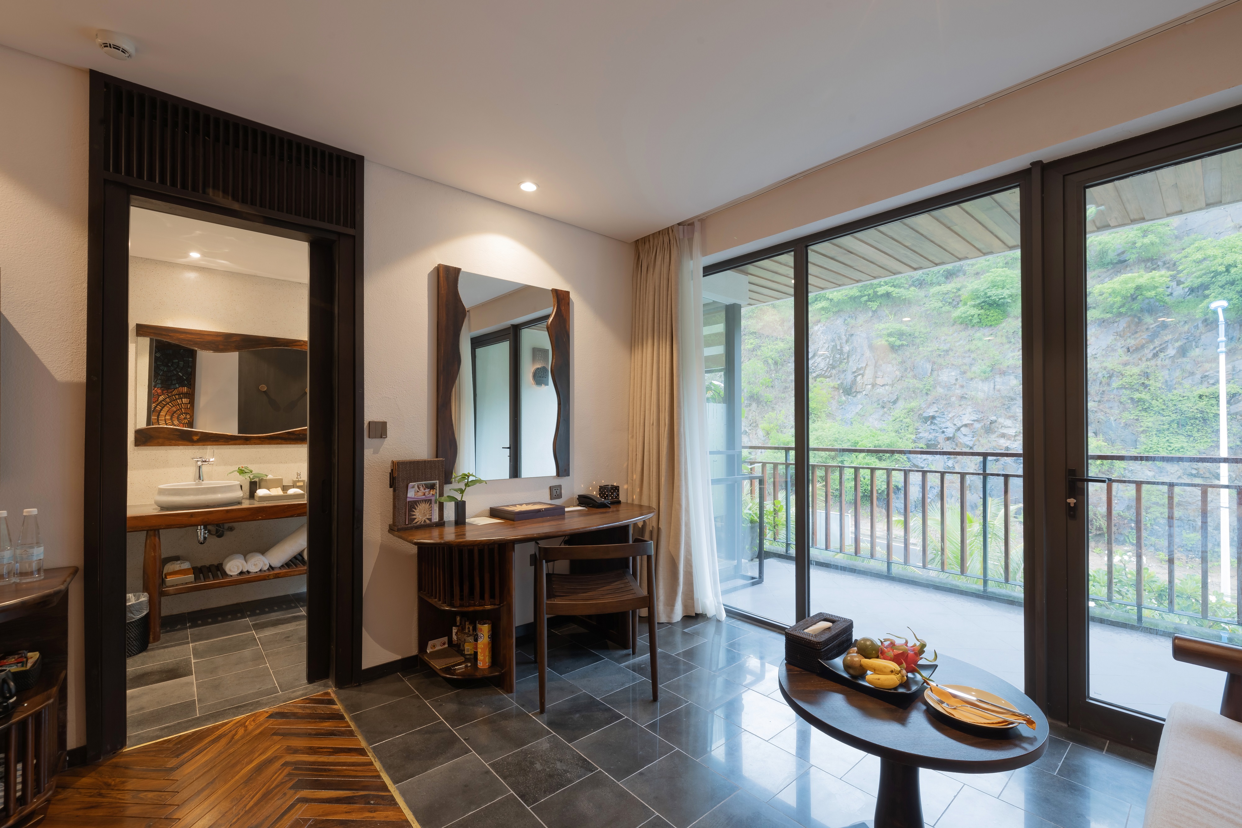 Twin Deluxe Garden View