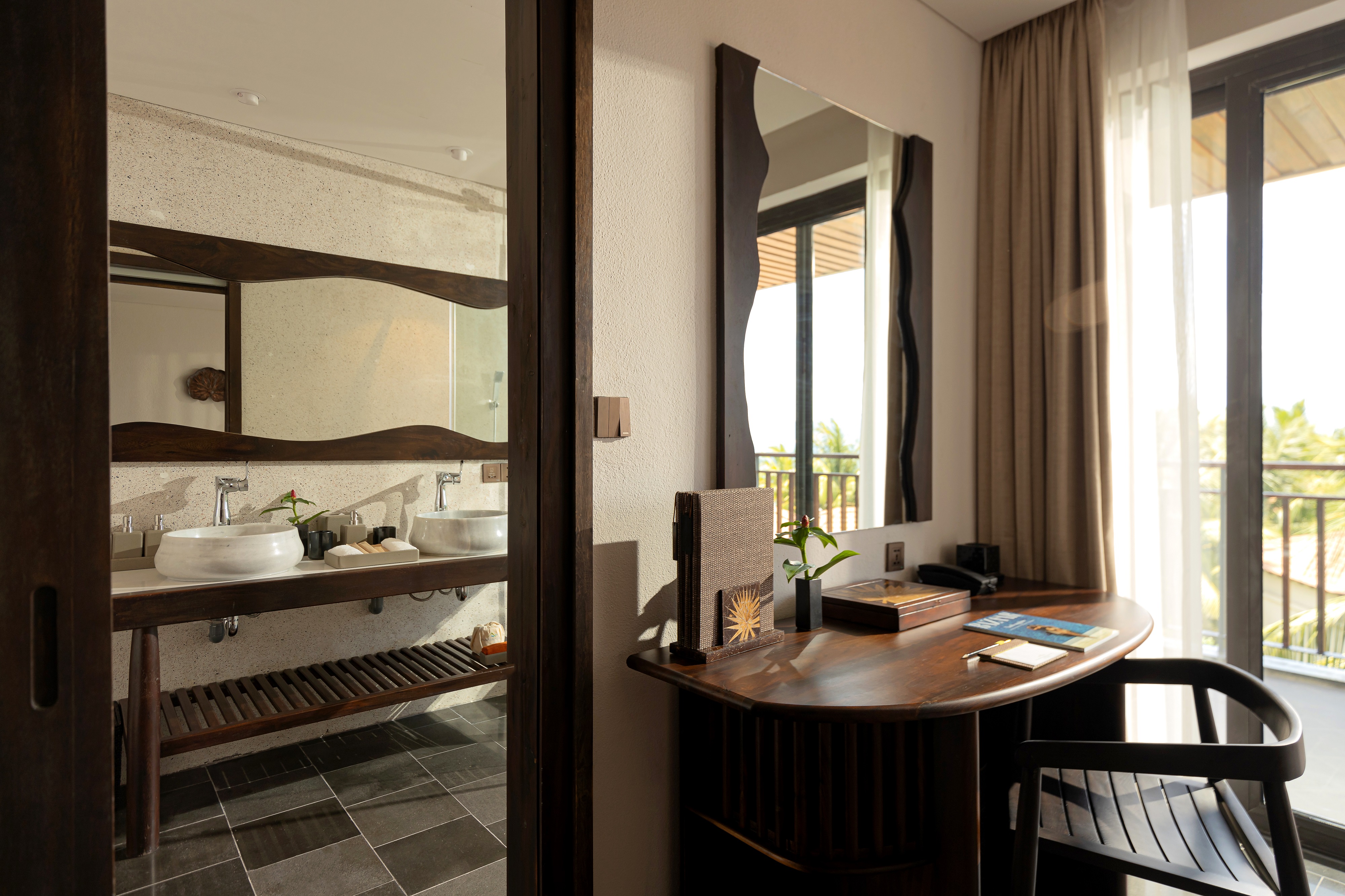 Twin Deluxe Garden View