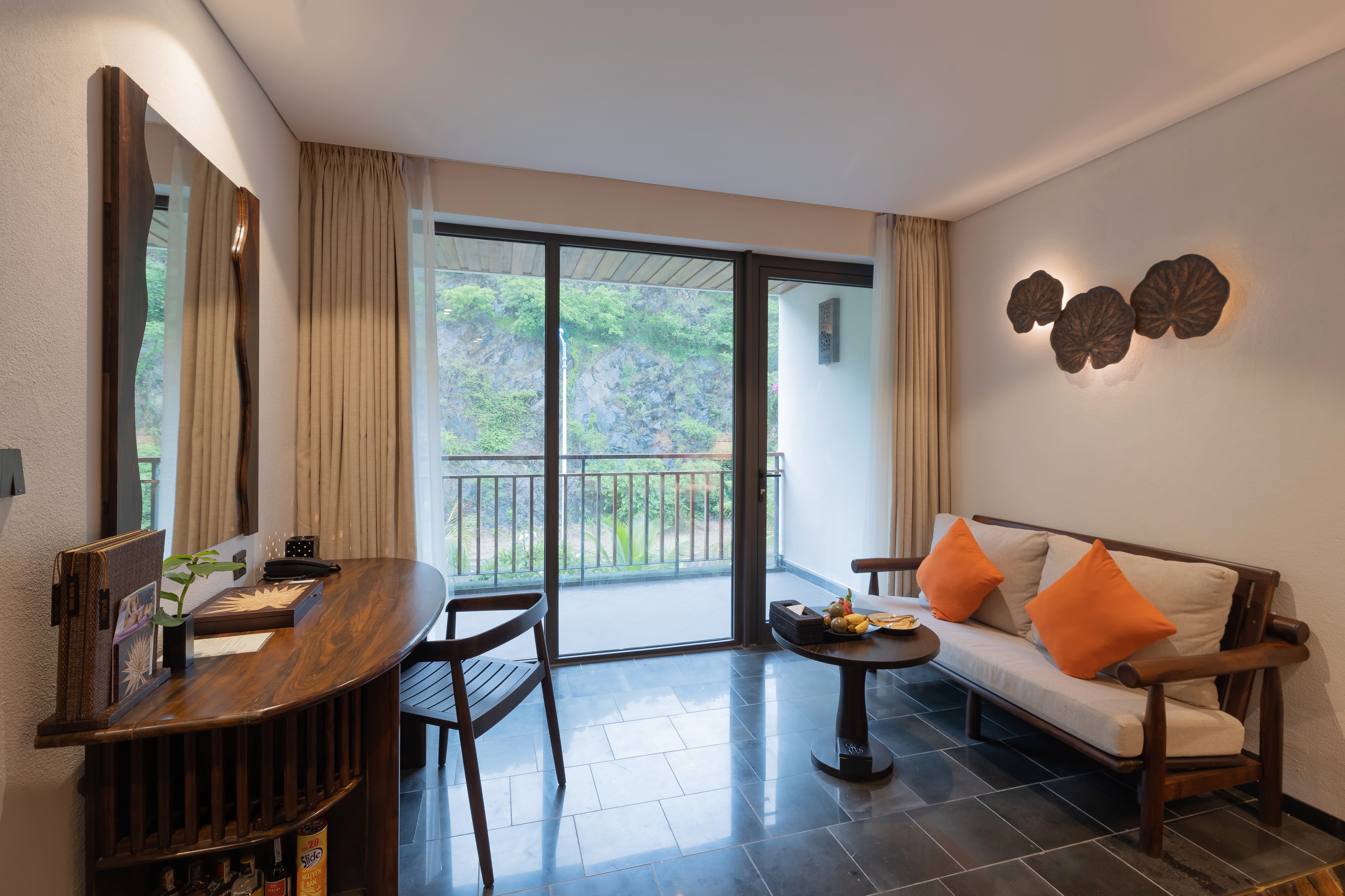 Twin Deluxe Mountain View