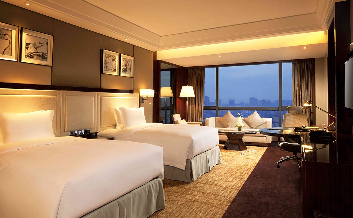 Twin Deluxe City View