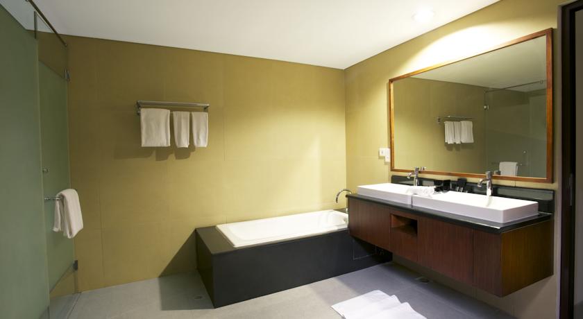 Double or Twin Standard