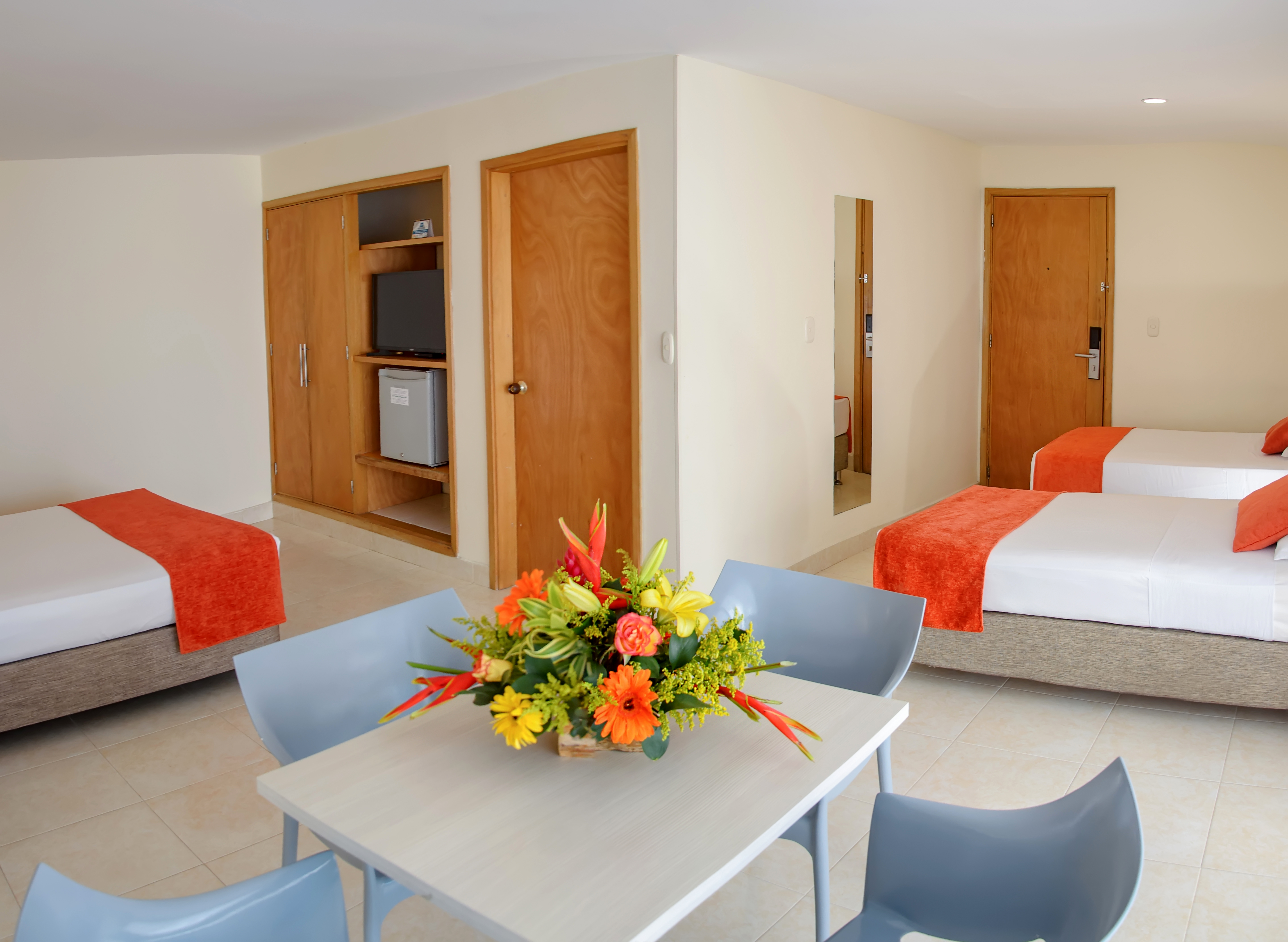 Family Room Capacity 4