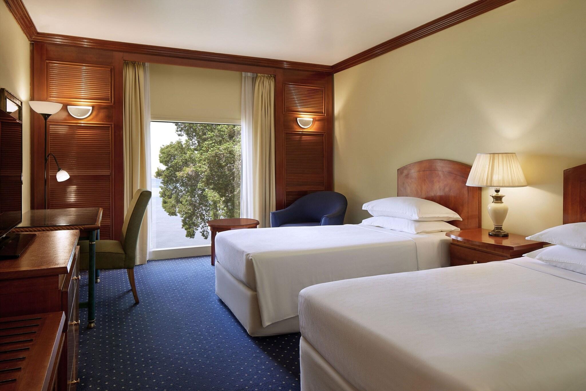 Twin Deluxe Sea View