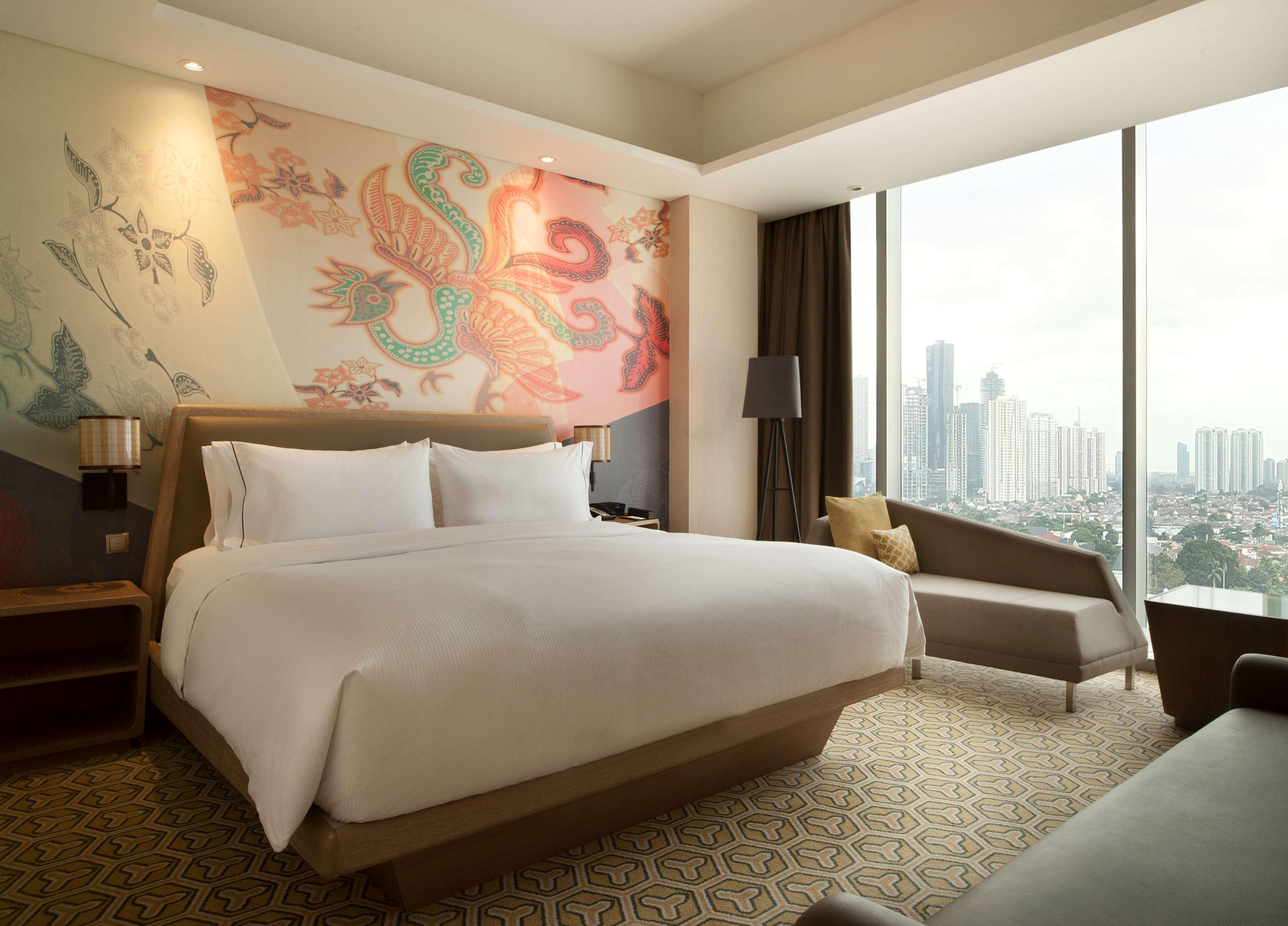 Suite King Bed One Bedroom 