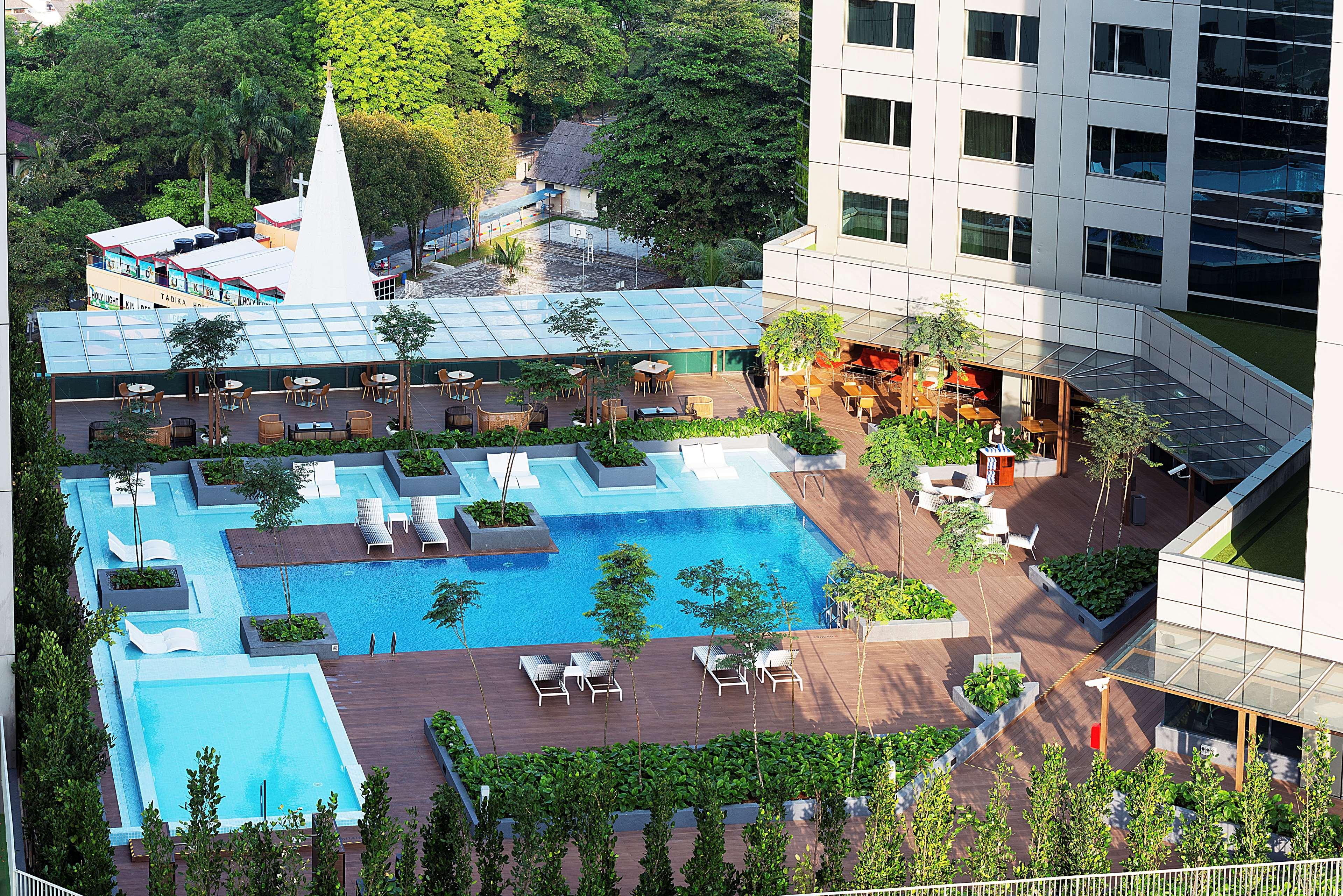 Double Deluxe Pool View