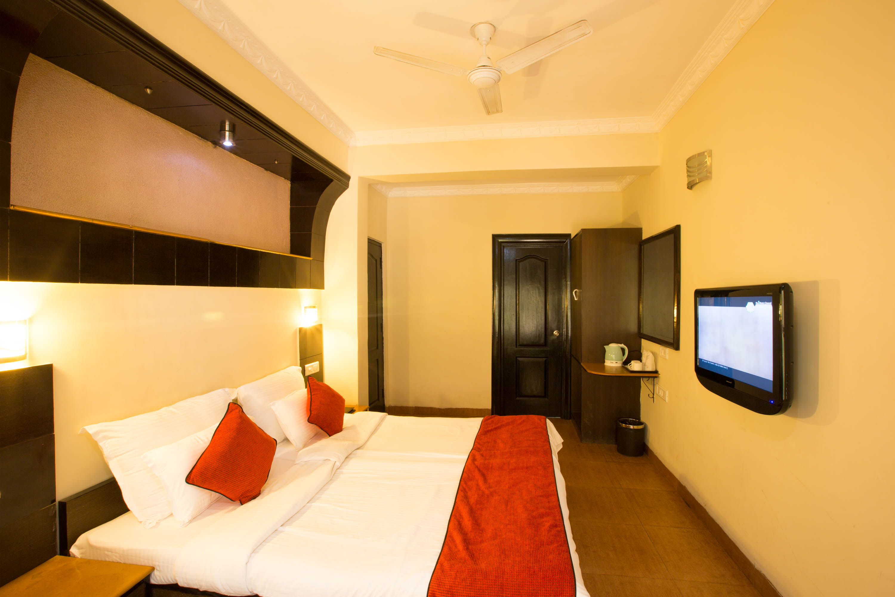 Double Deluxe with Air Conditioning