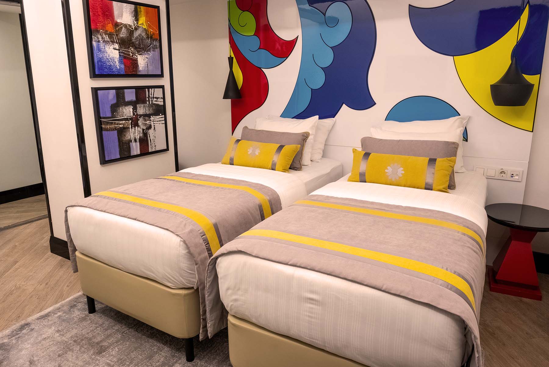 Family Room Connecting Room