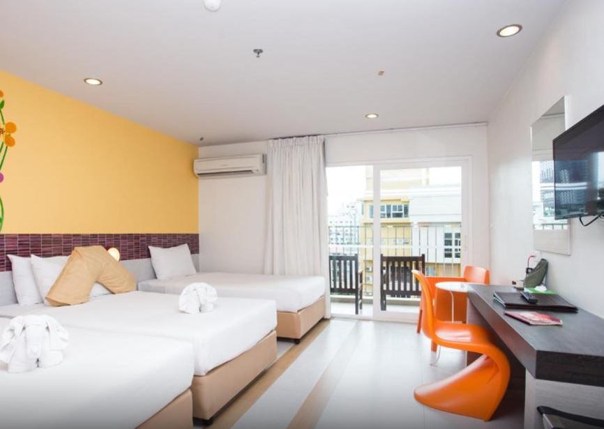 Triple Deluxe Pool View