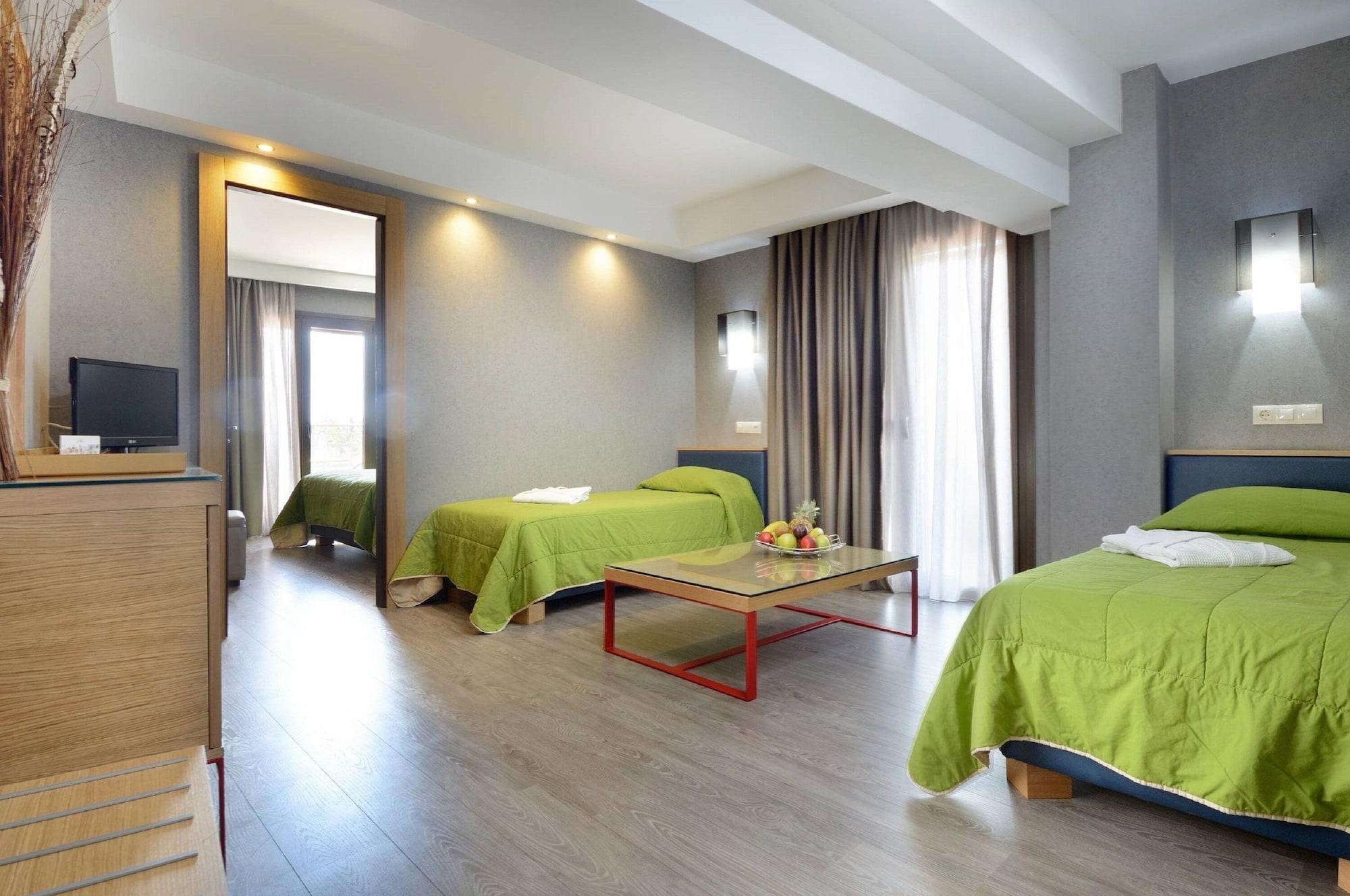 Family Room Land View