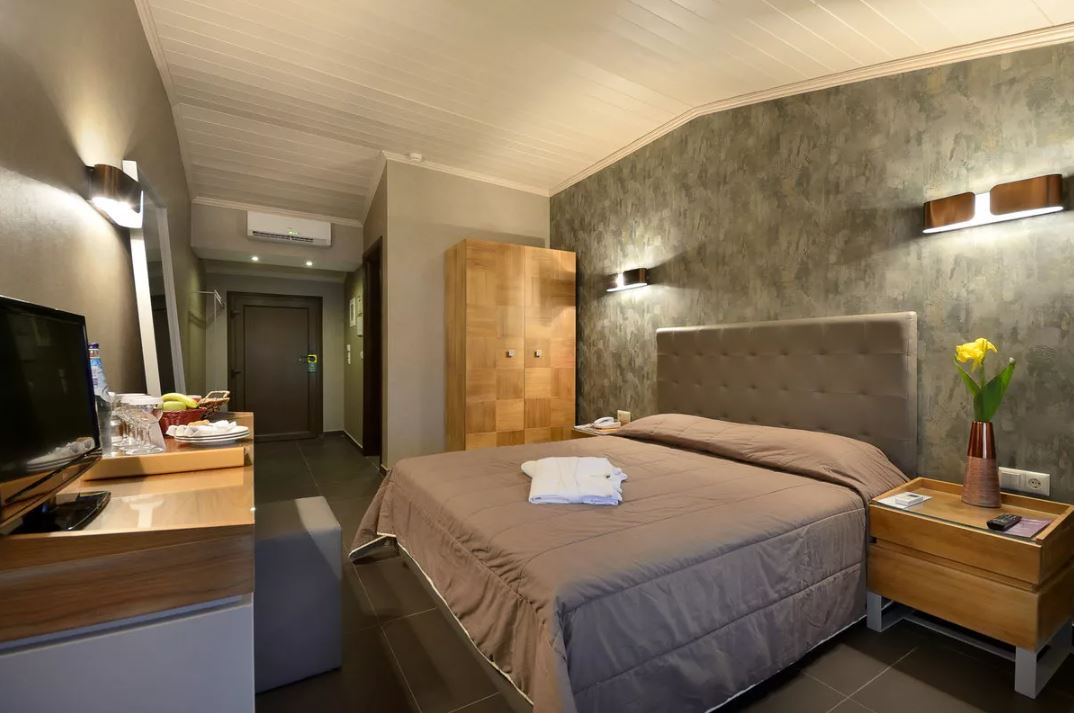 Double or Twin Standard