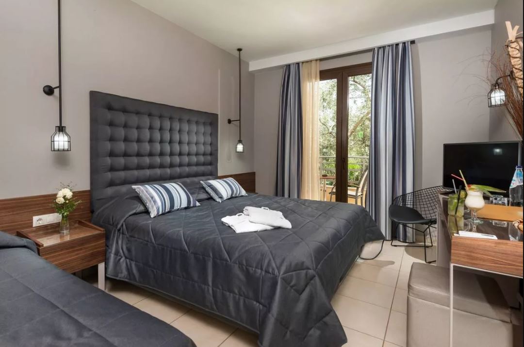 Double or Twin Standard