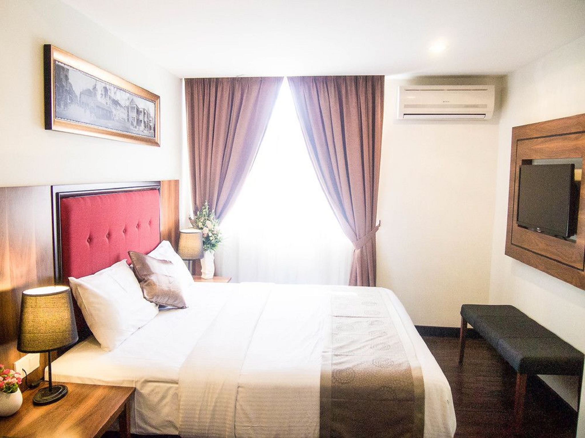 Double Superior King Bed