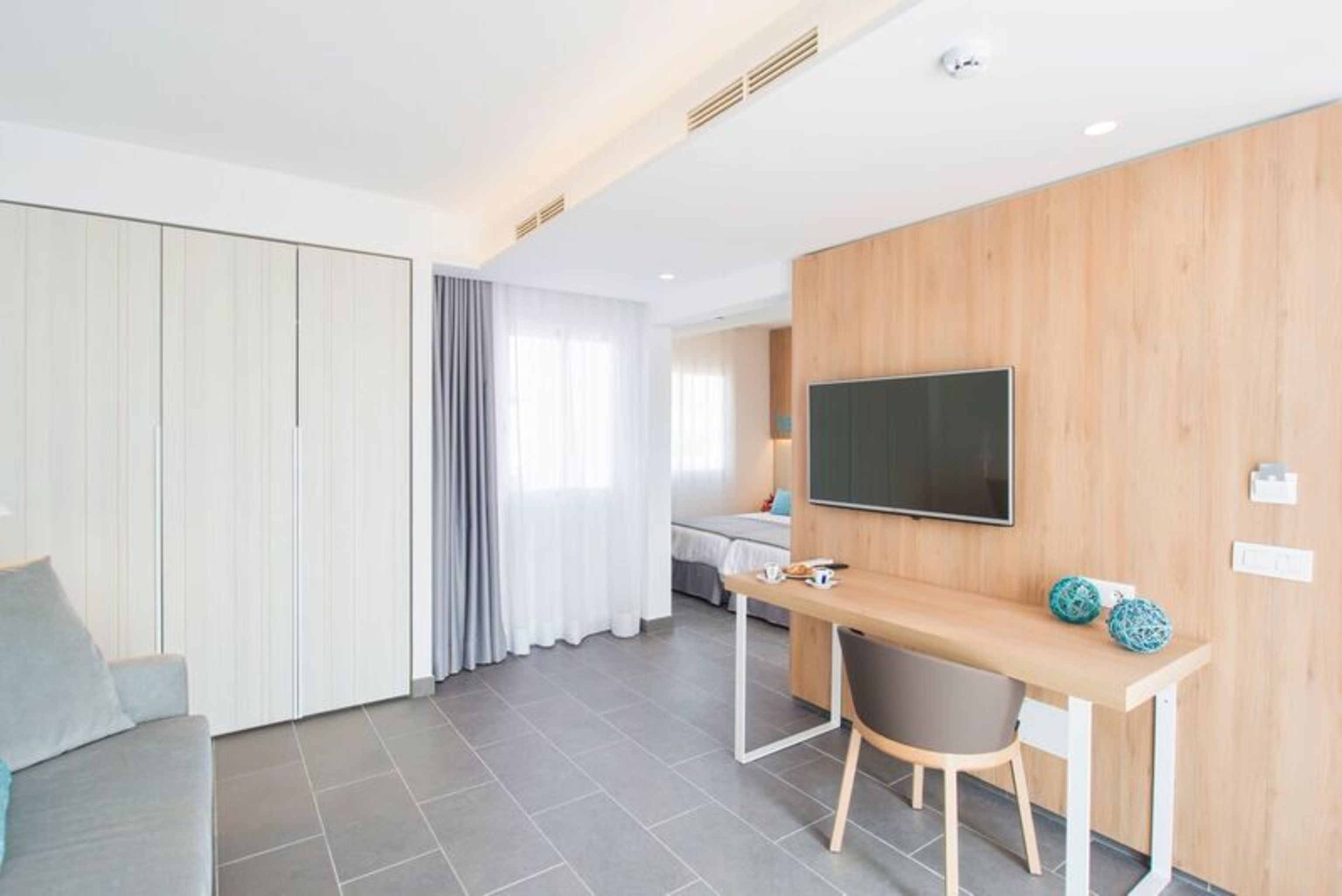 Suite Capacity 6 Two Bedrooms