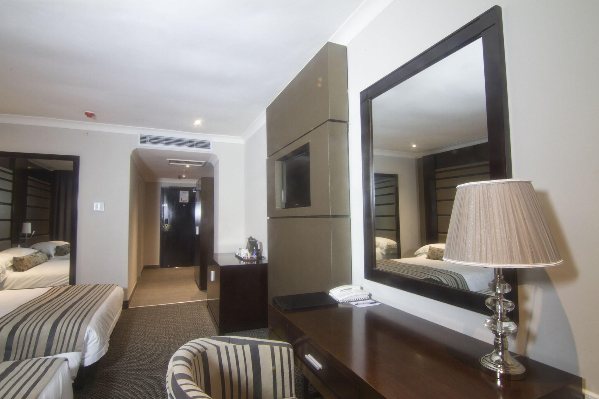 Double Two Queen Beds