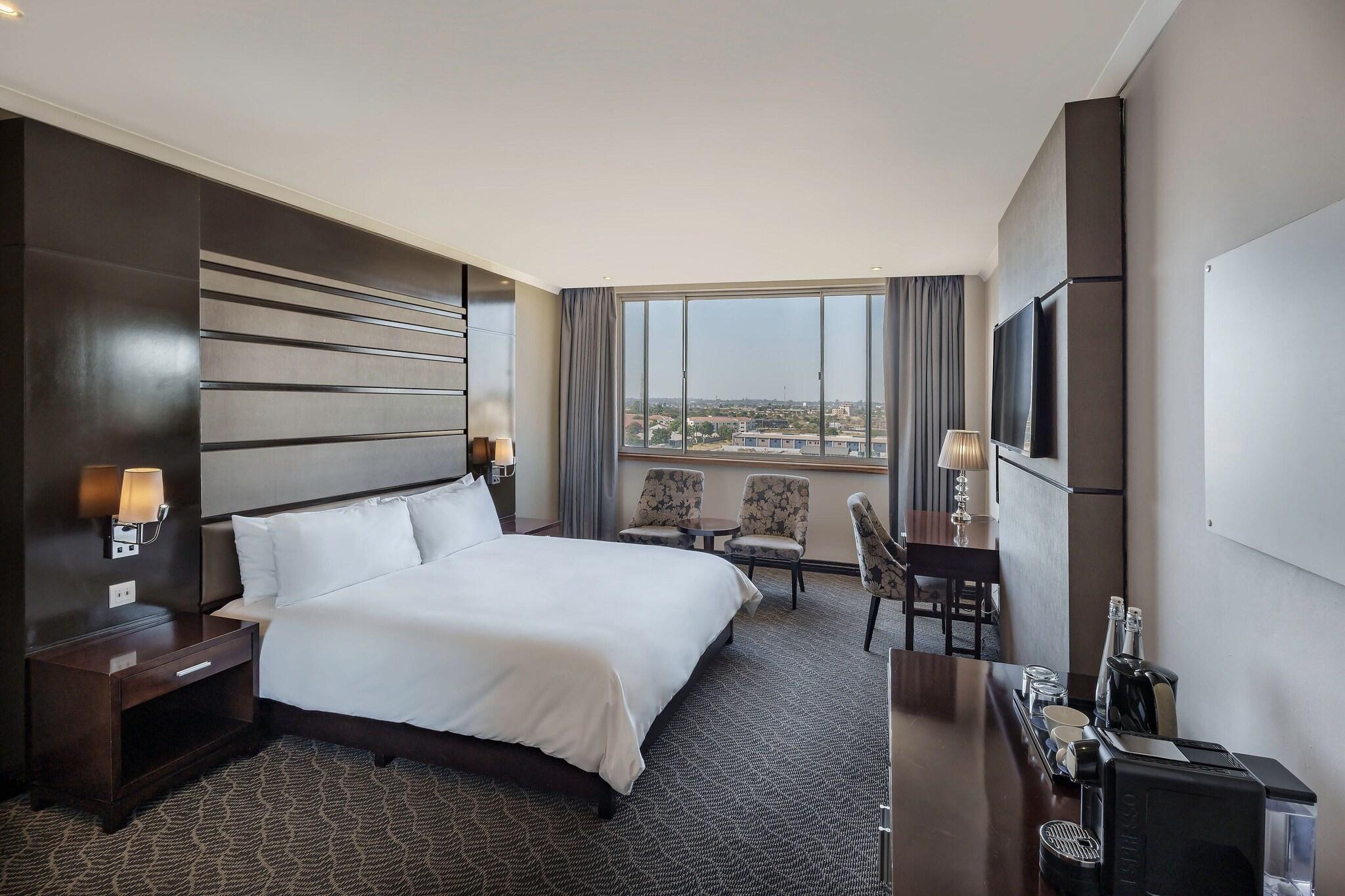 Double Club King Bed