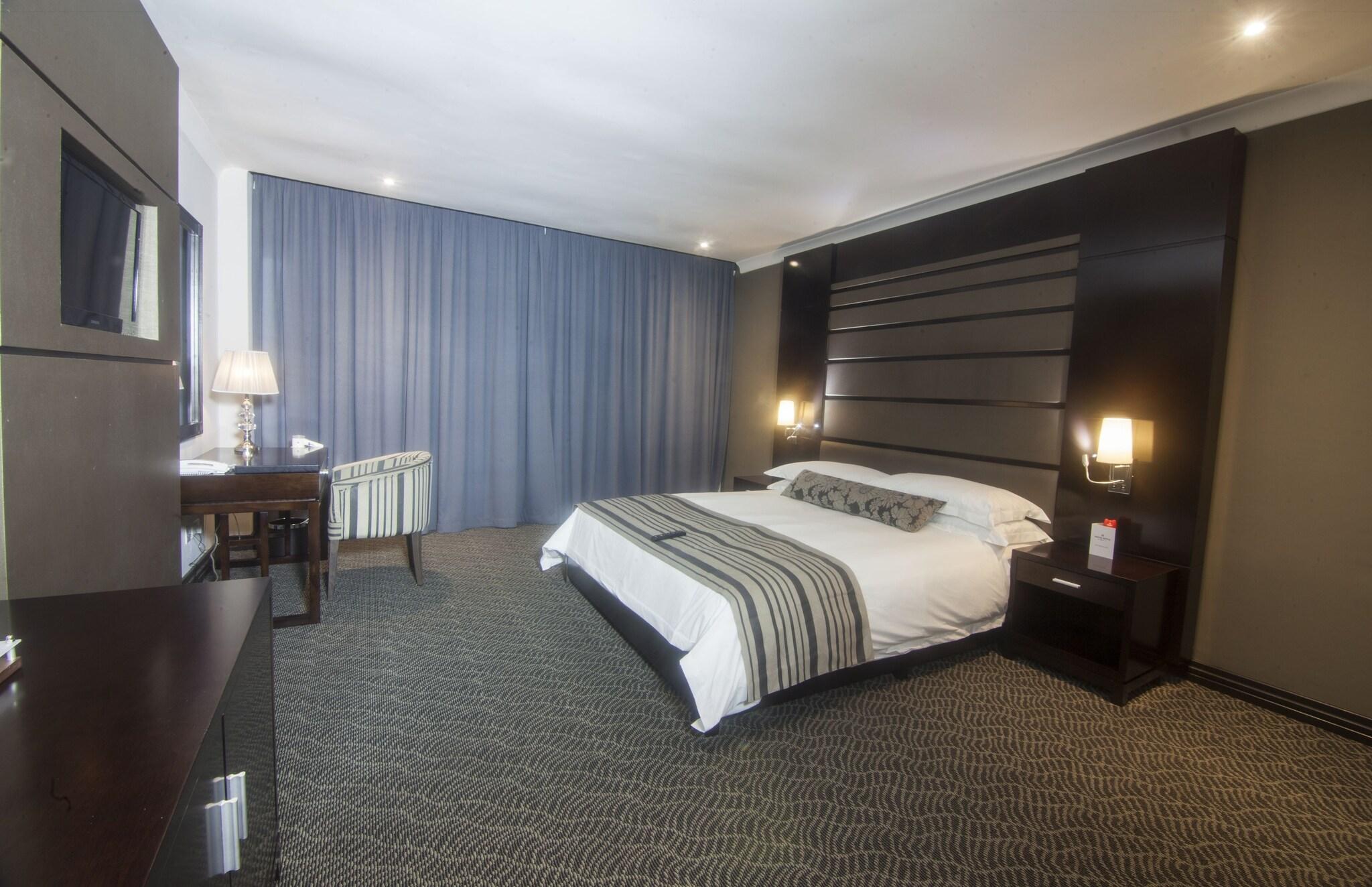 Double King Size Bed