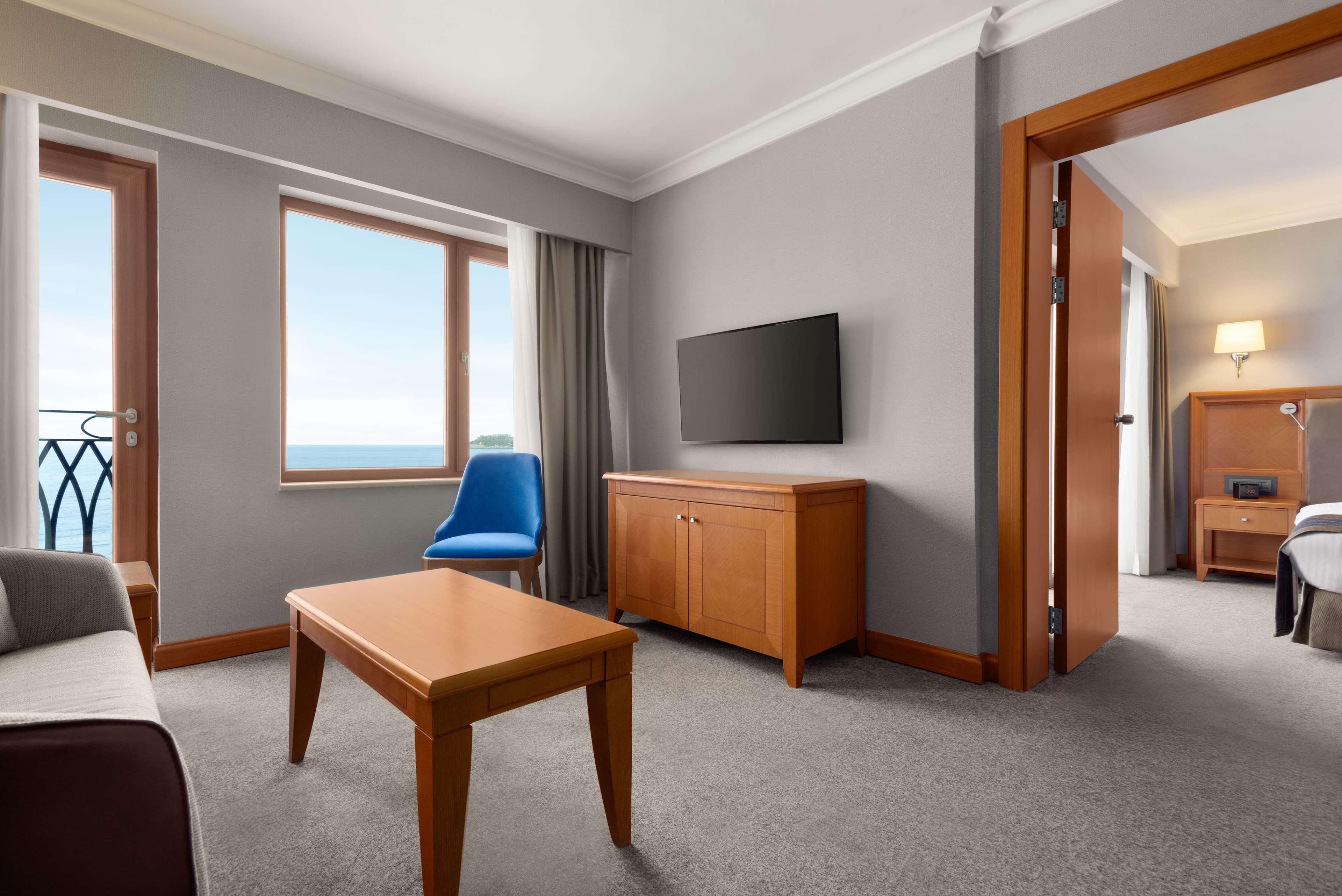 Double Deluxe Sea View