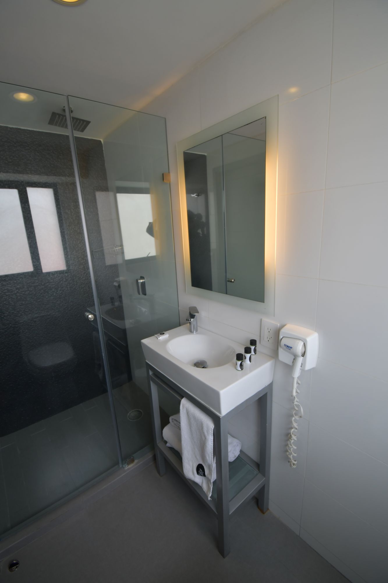 Suite Queen Size Bed