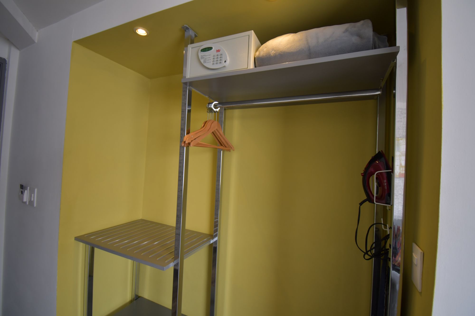 Suite Queen Size Bed