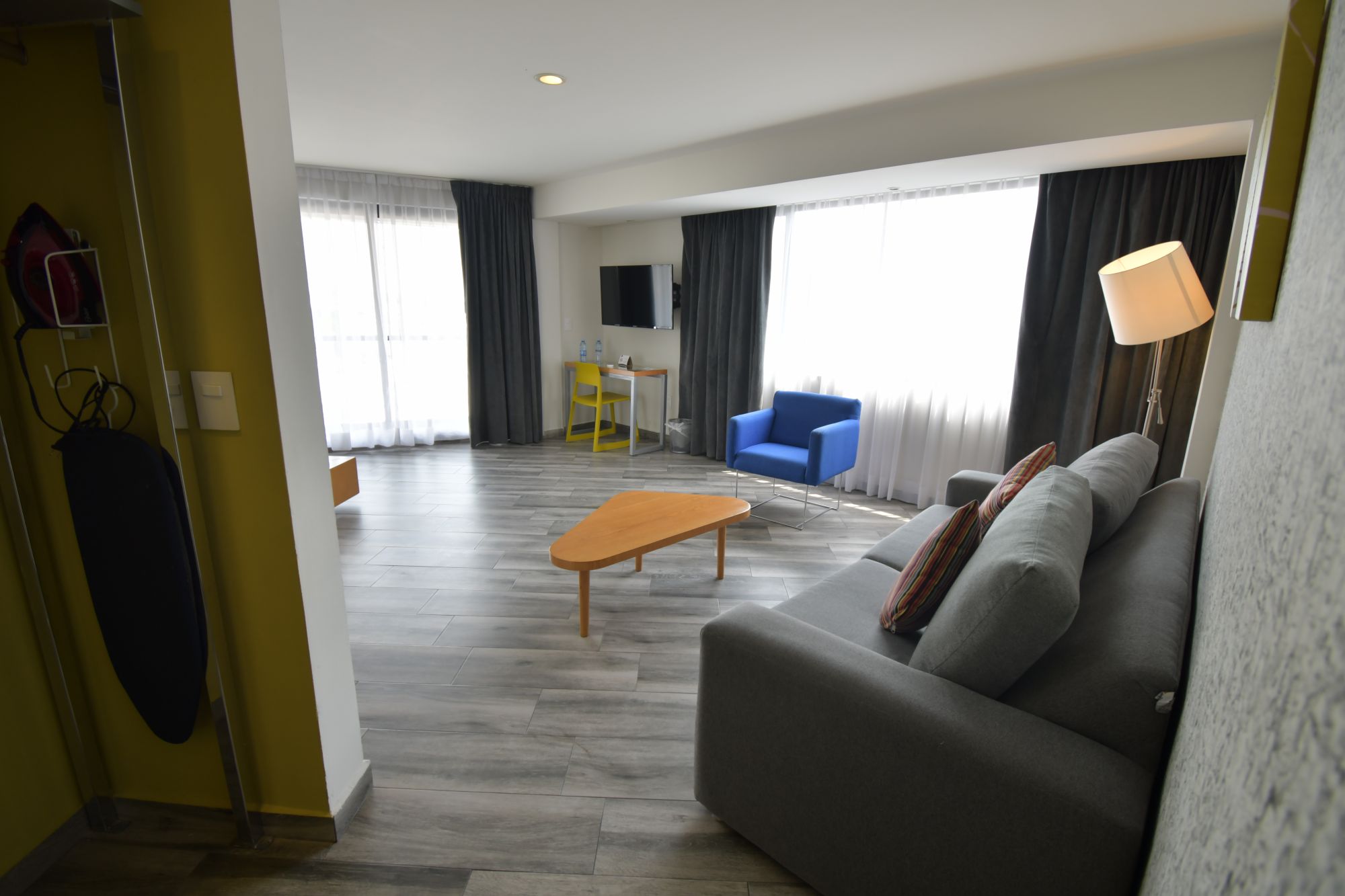 Suite Queen Size Bed