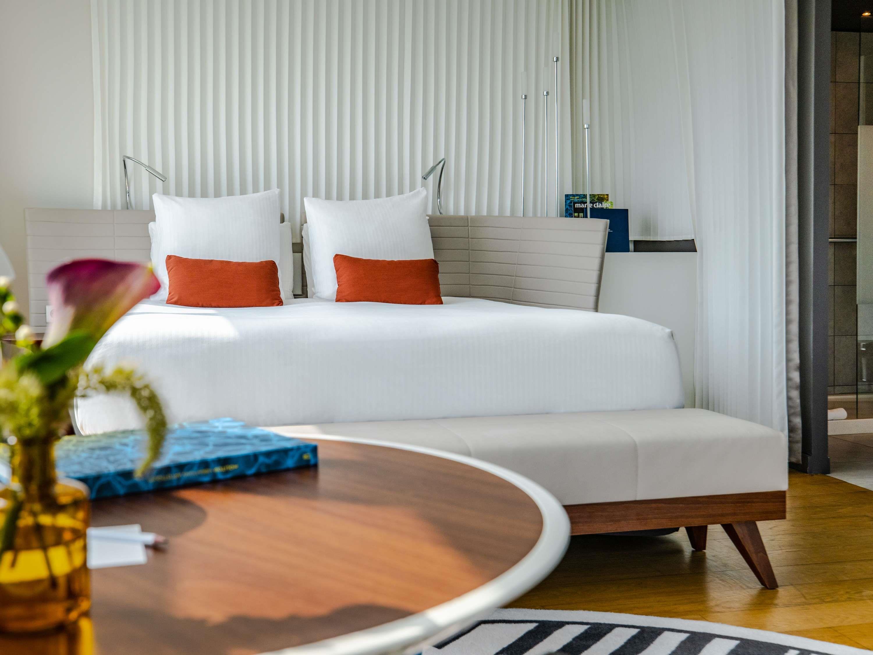 Double Executive King Bed