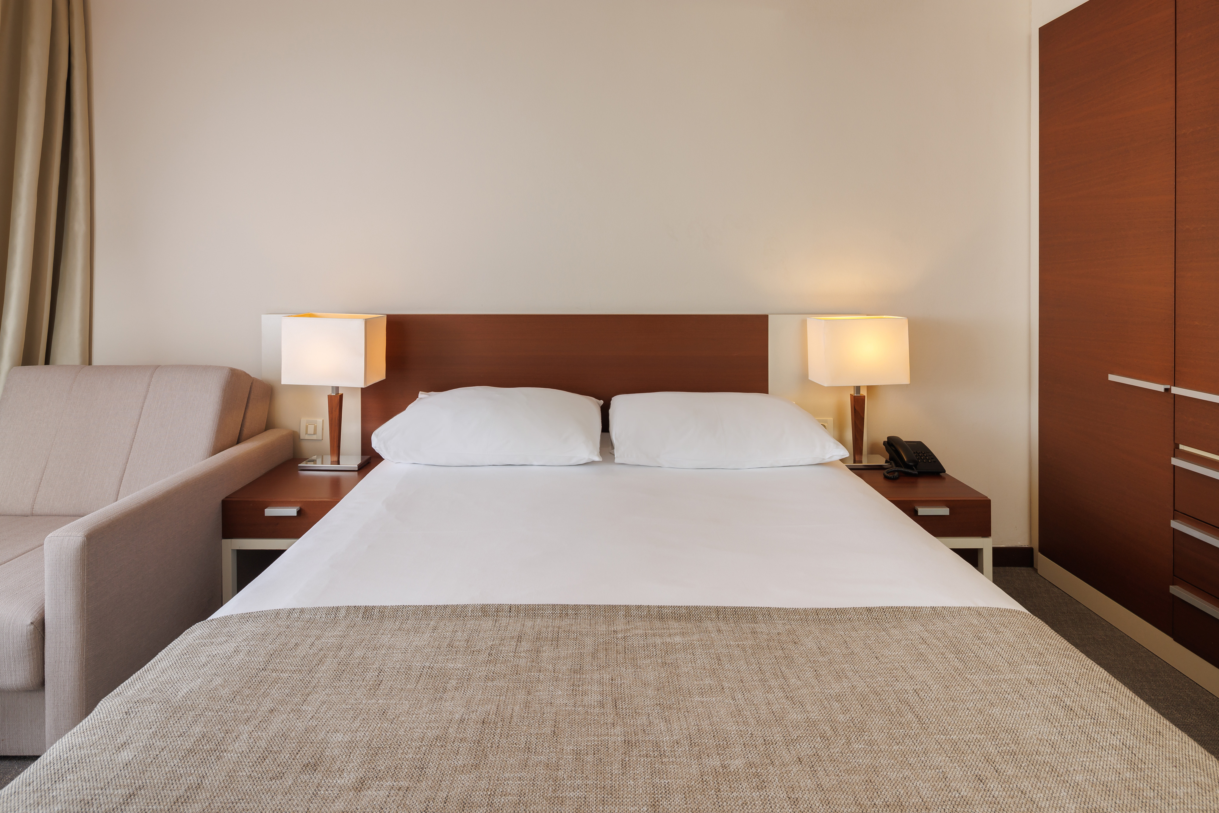 Double Single Side Sea View with Balcony