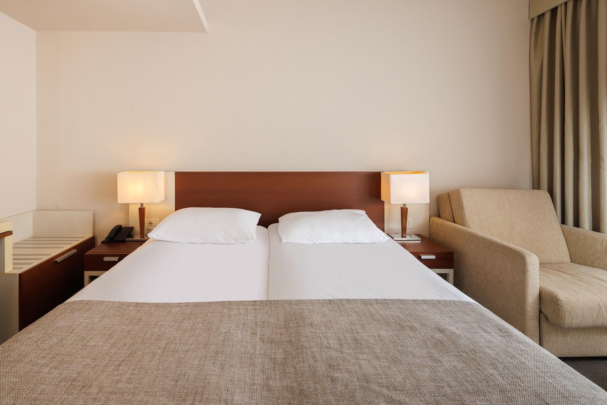 Twin Classic Double Bed