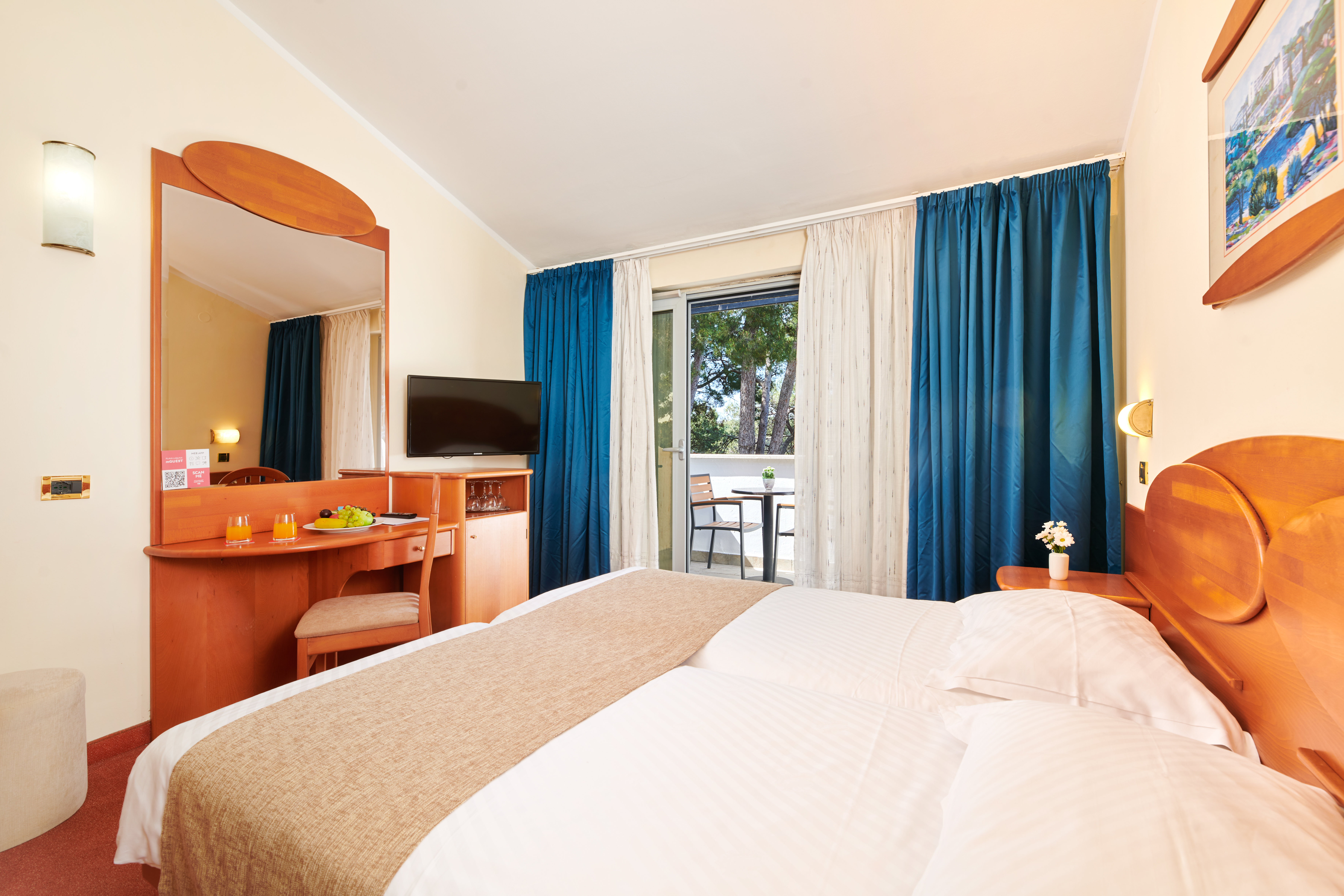 Double Superior Side Sea View