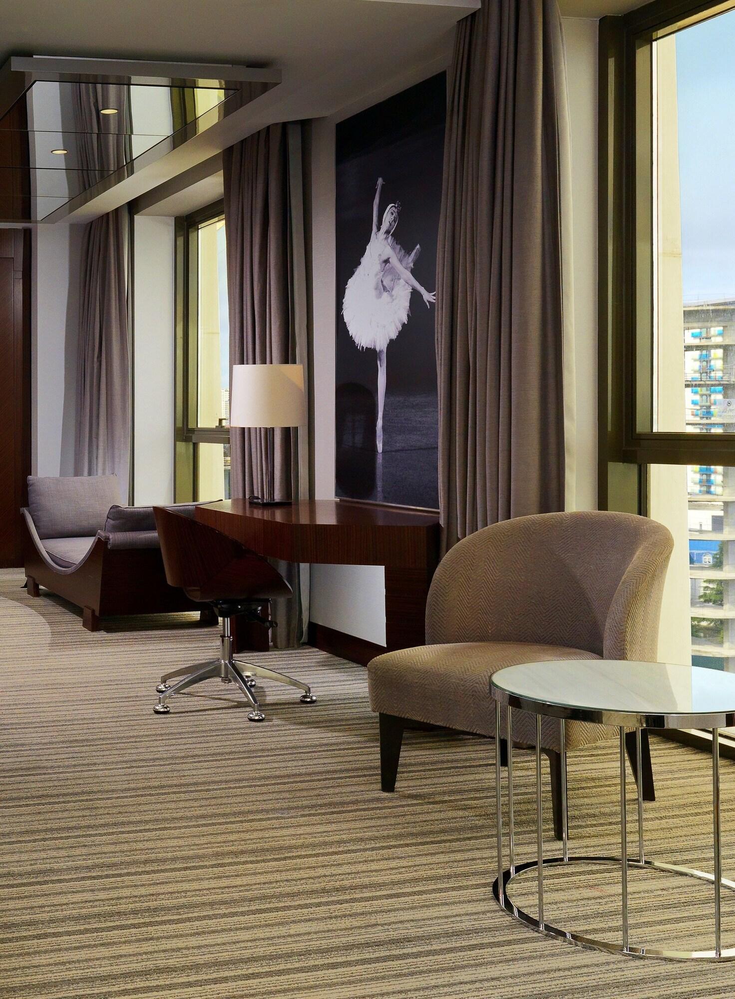 Double Executive King Bed