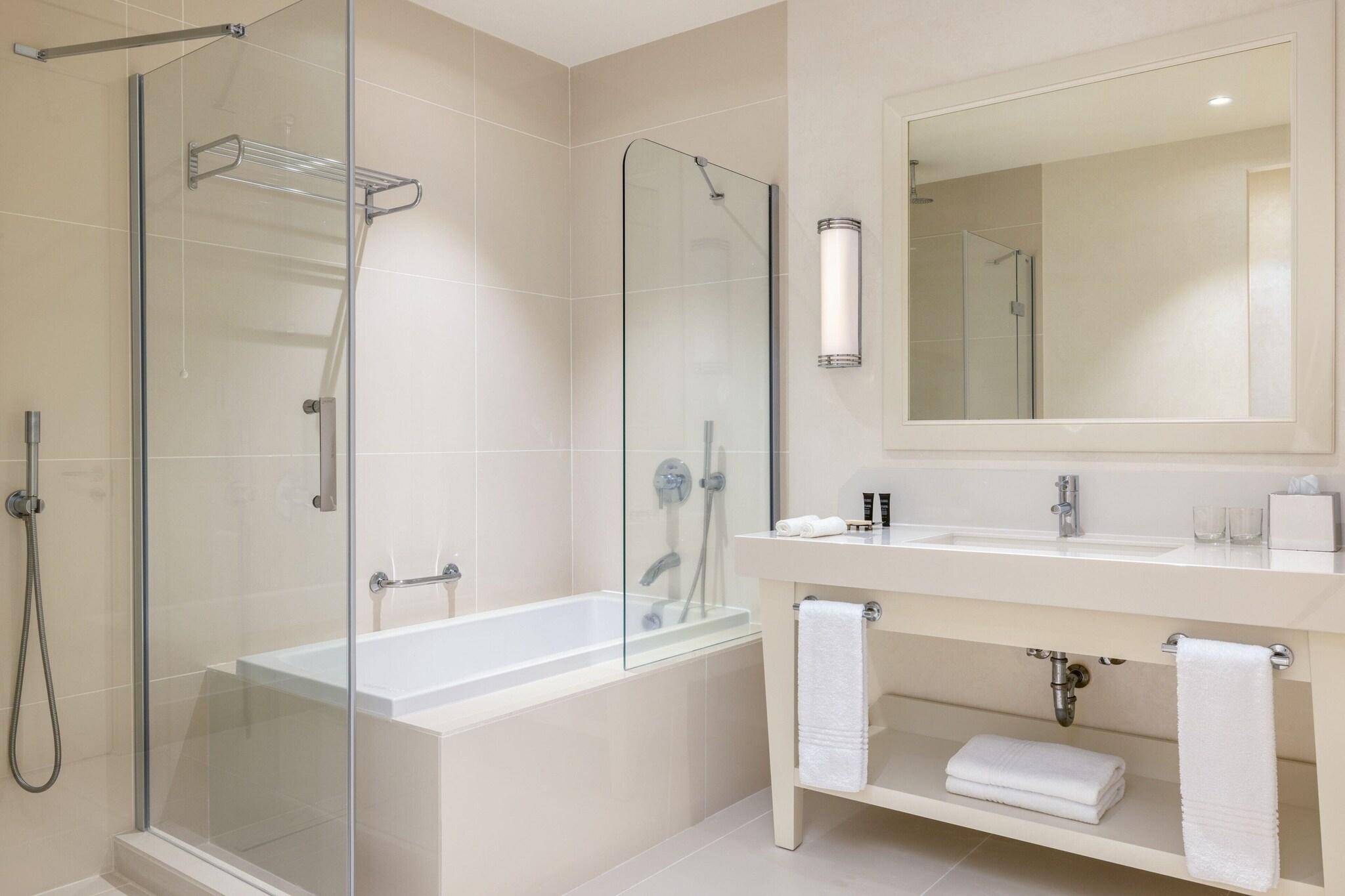 Double Executive King Bed