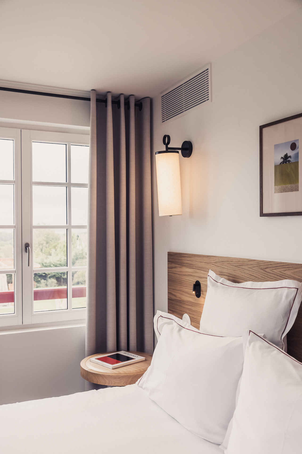 Double or Twin One Bed