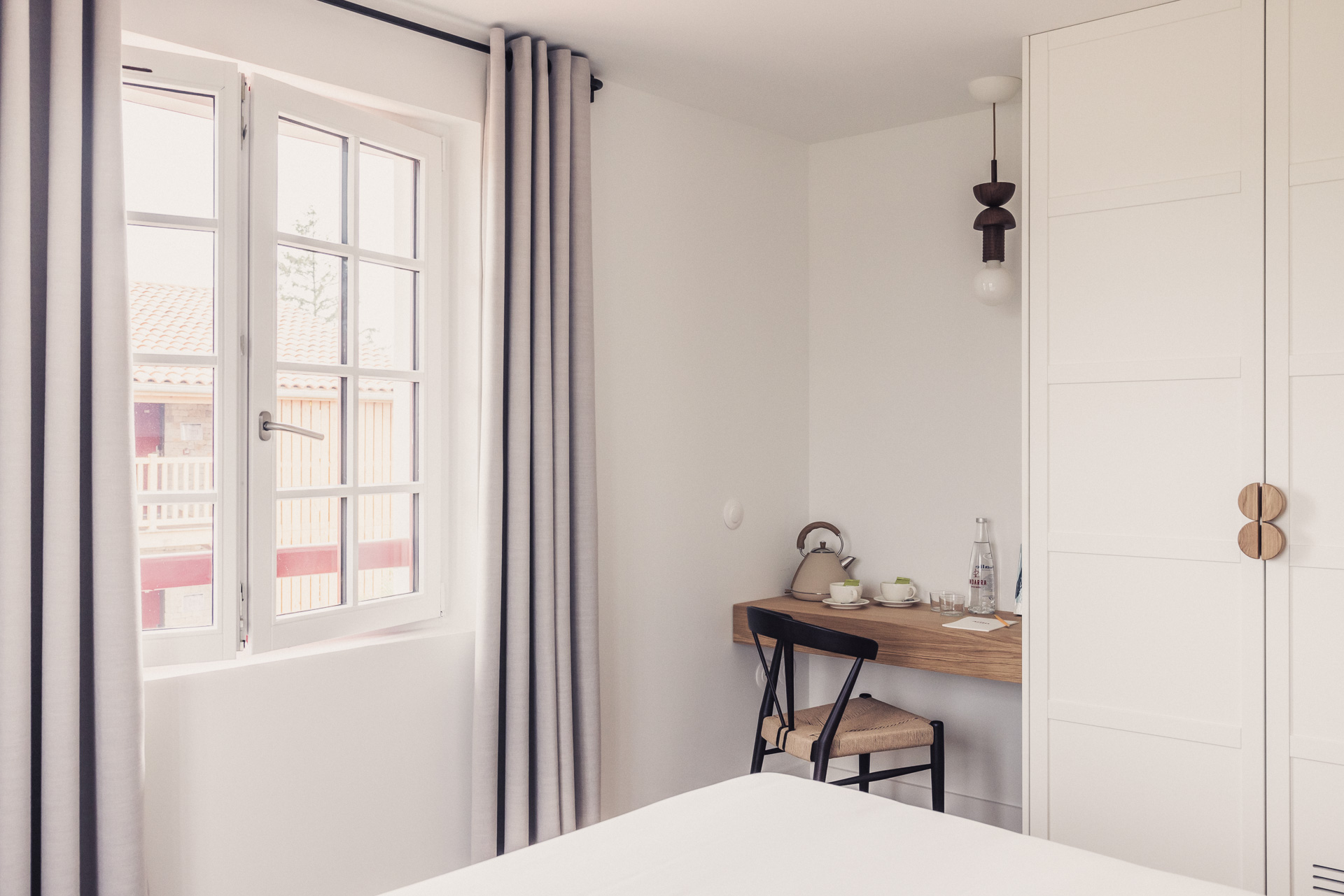 Double or Twin One Bed