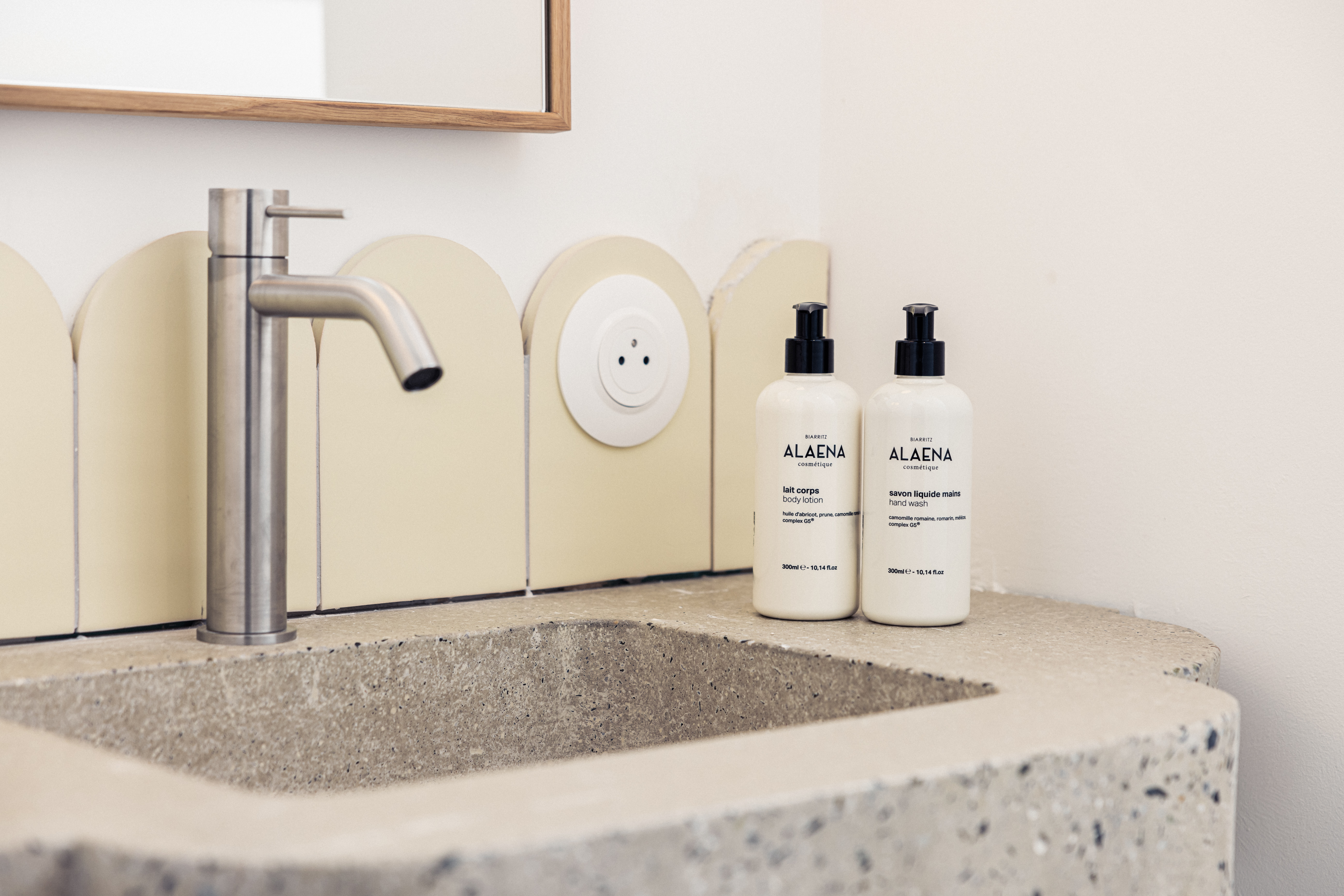 Double or Twin One Bed