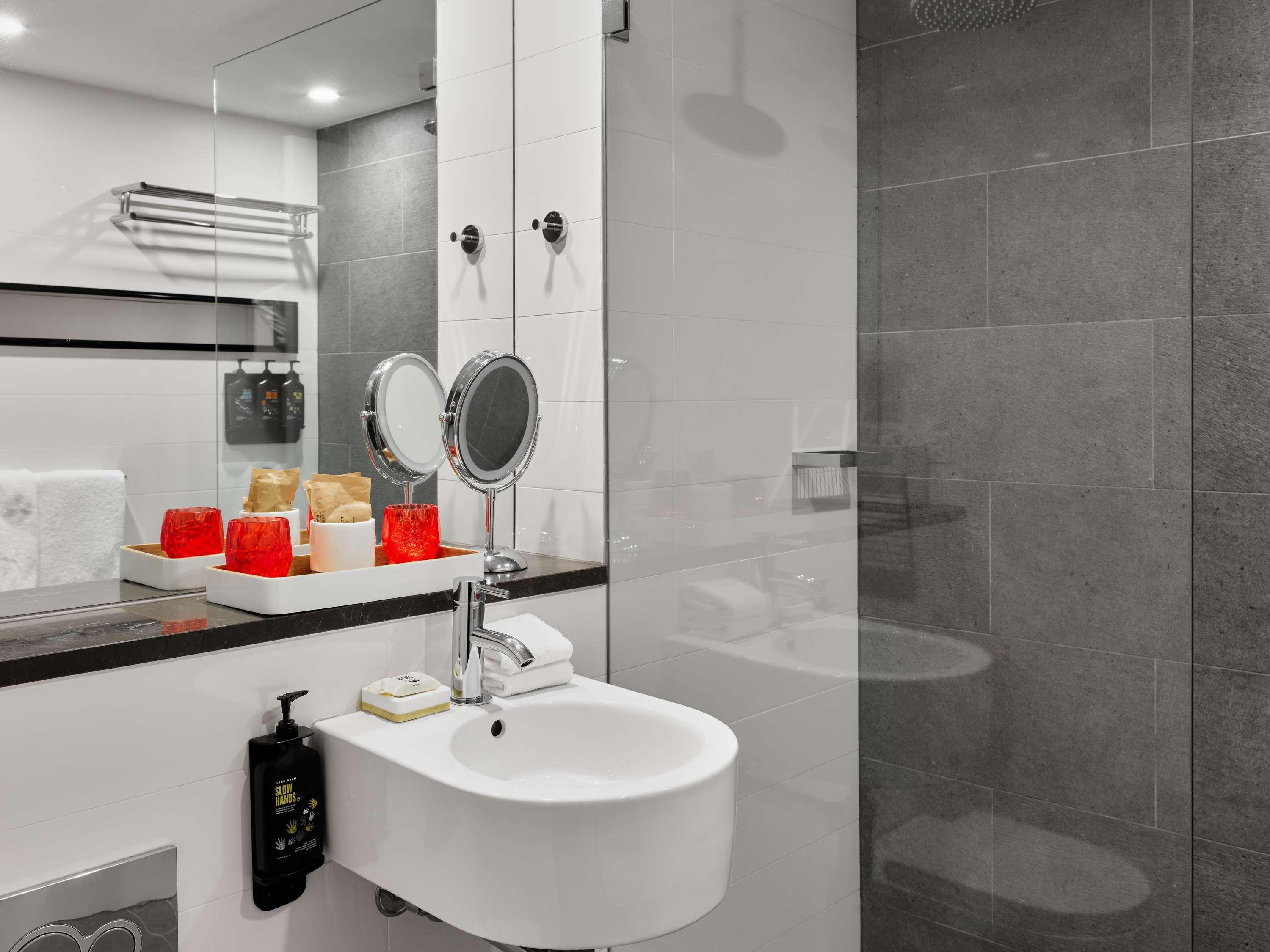 Junior Suite King Size Bed