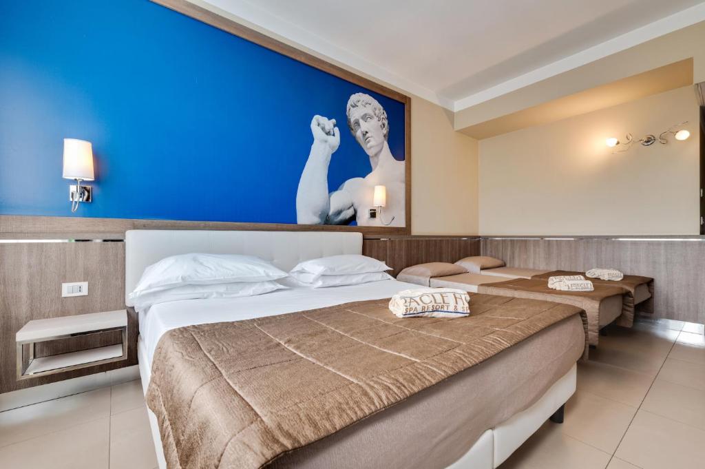 Family Room Standard