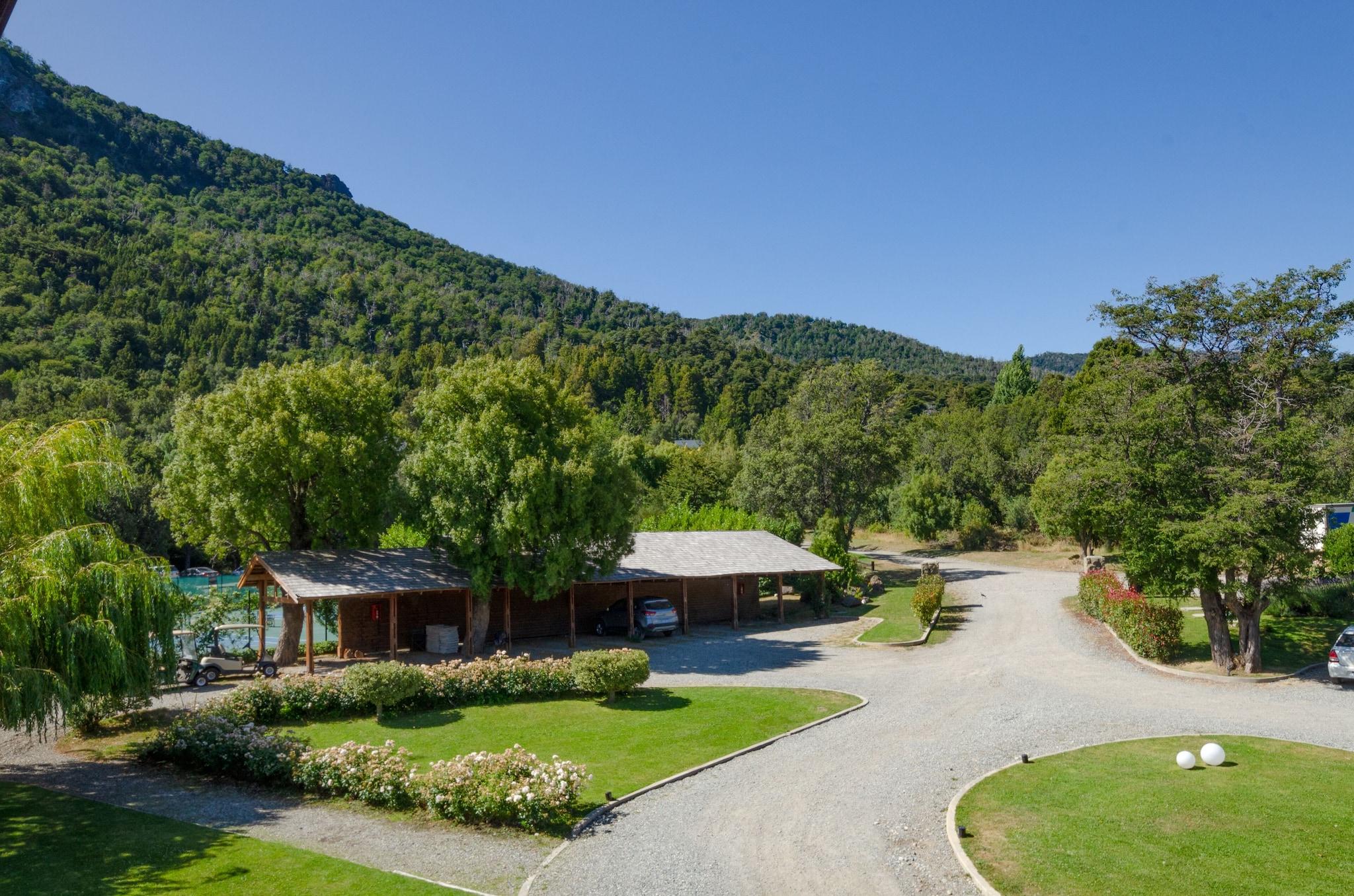 Family Room King Bed Two Bedrooms