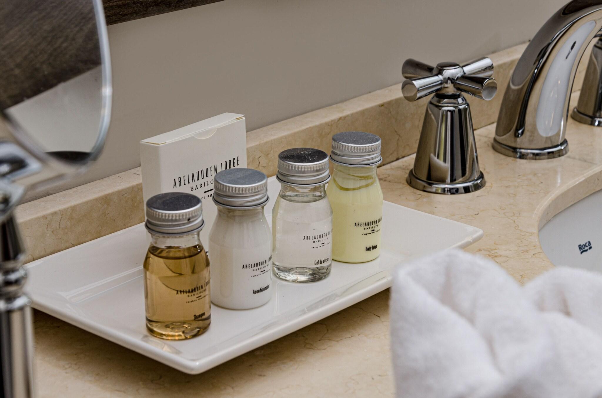 Family Room King Bed Two Bedrooms